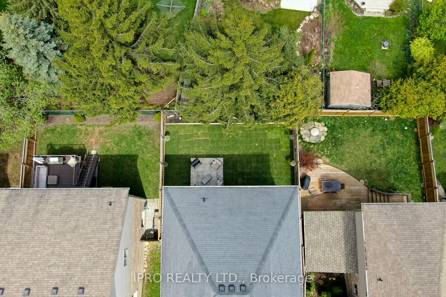 81 Wardlaw Avenue