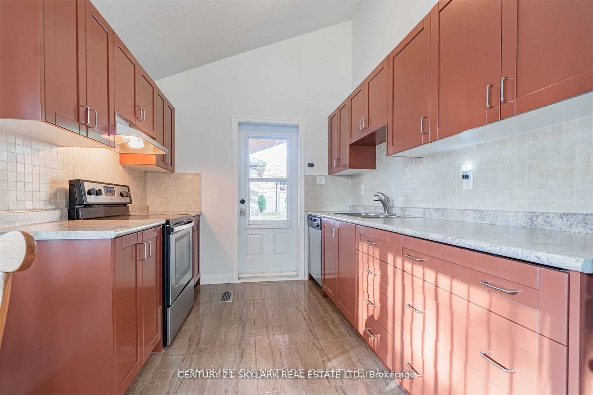 13 Cornwall Rd