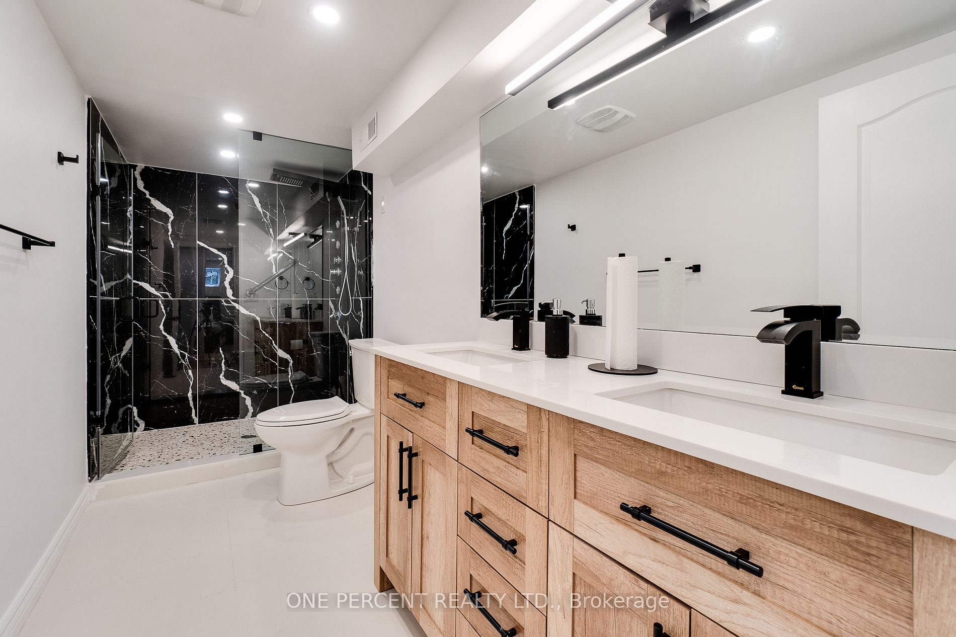 208 Glen Oak Dr