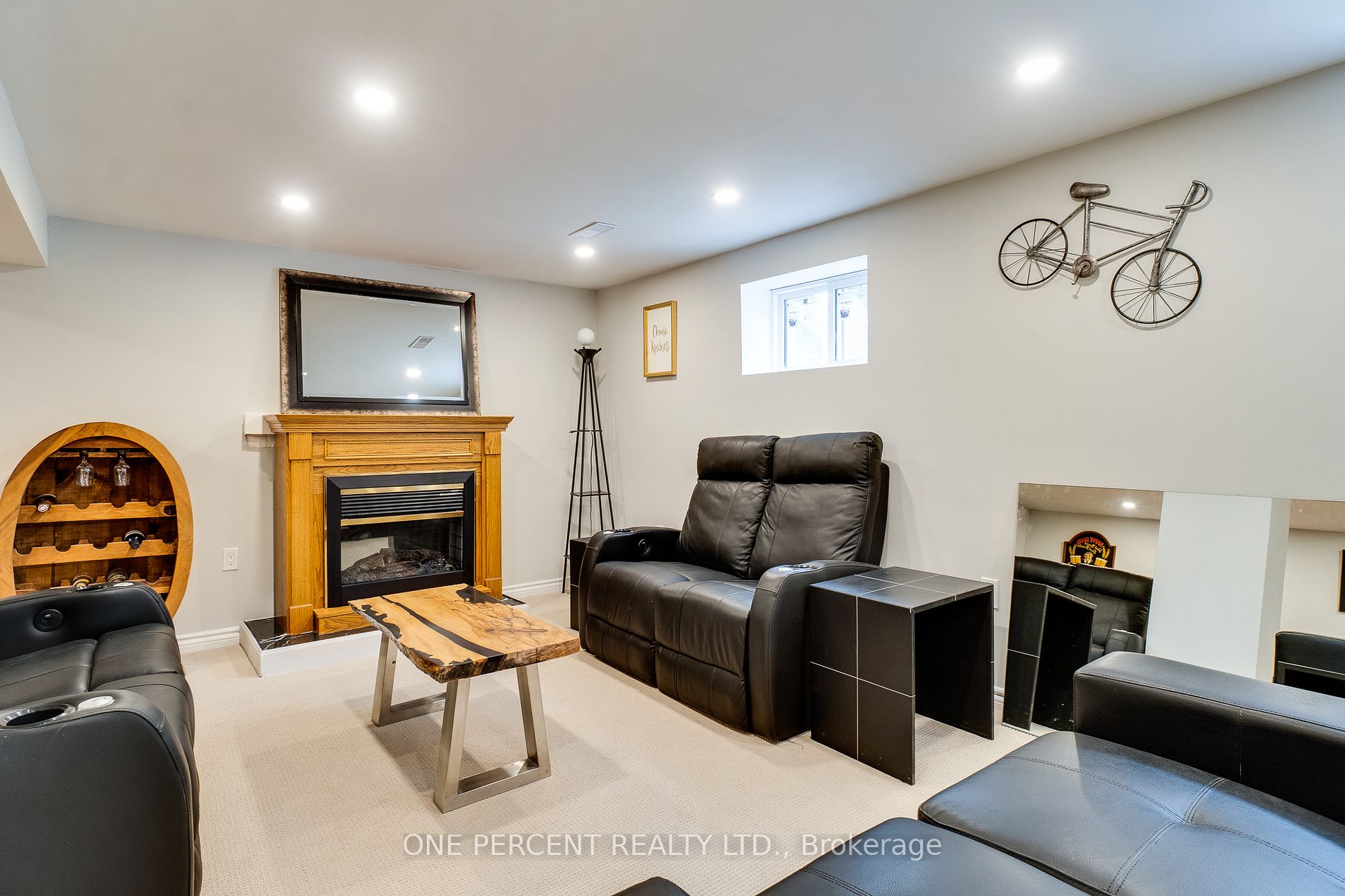 208 Glen Oak Dr