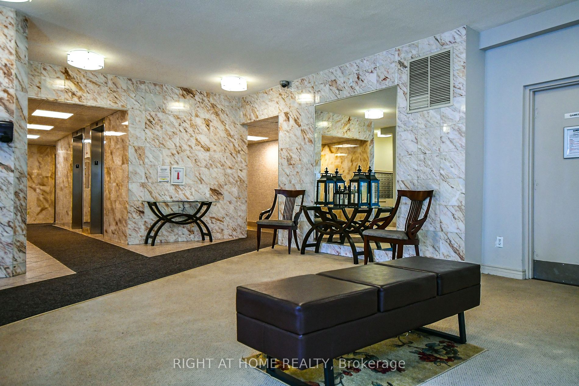 2323 Confederation Parkway #807