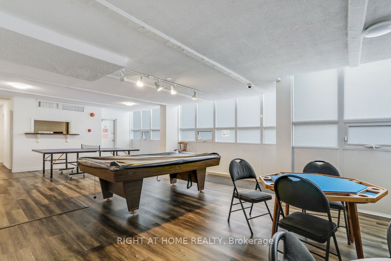 2323 Confederation Parkway #807