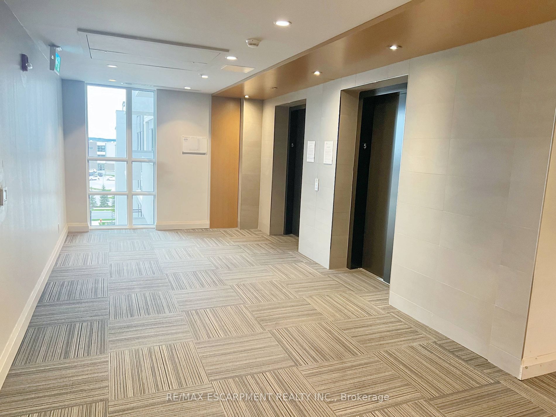 1105 Leger Way E, #527