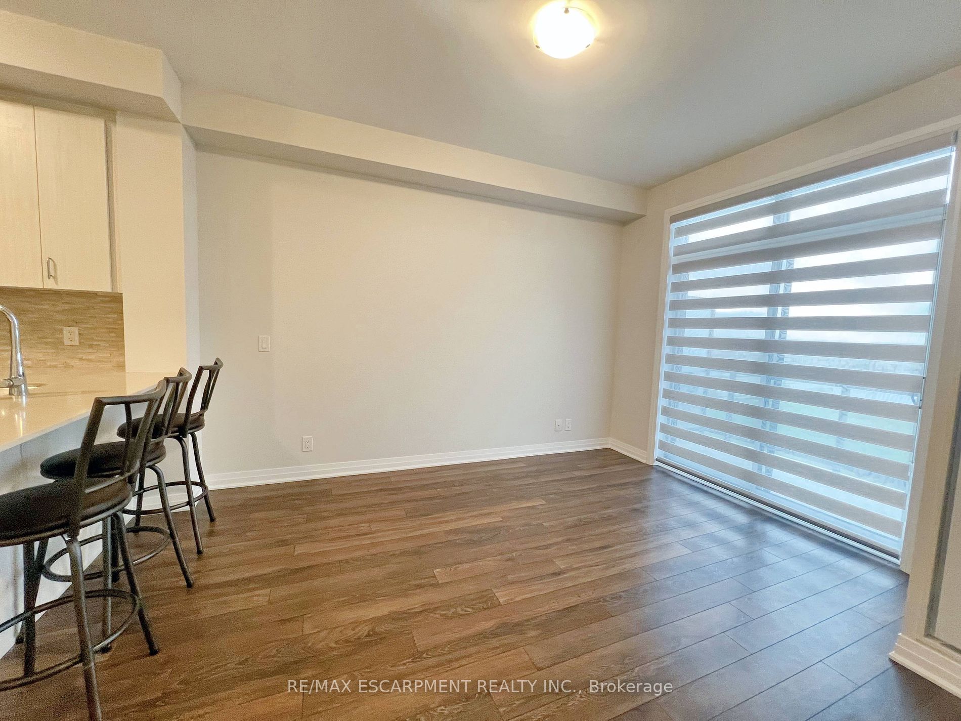1105 Leger Way E, #527