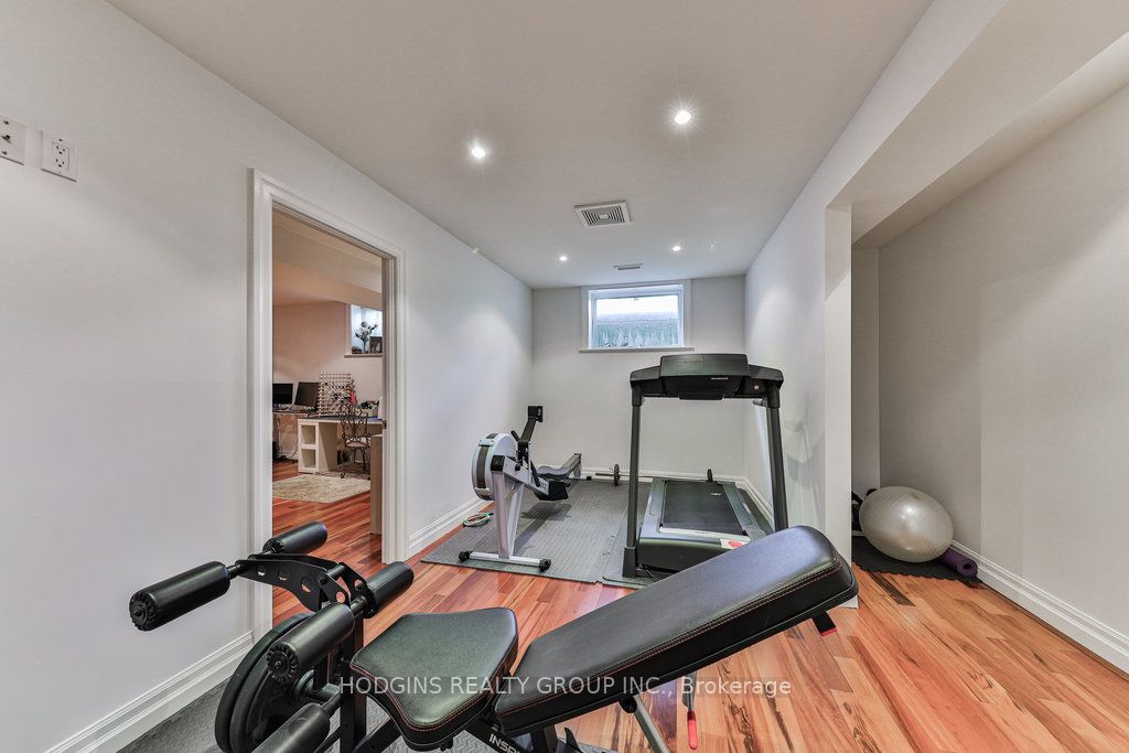1382 Aldo Drive