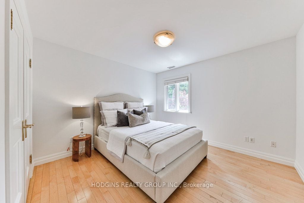 1382 Aldo Drive