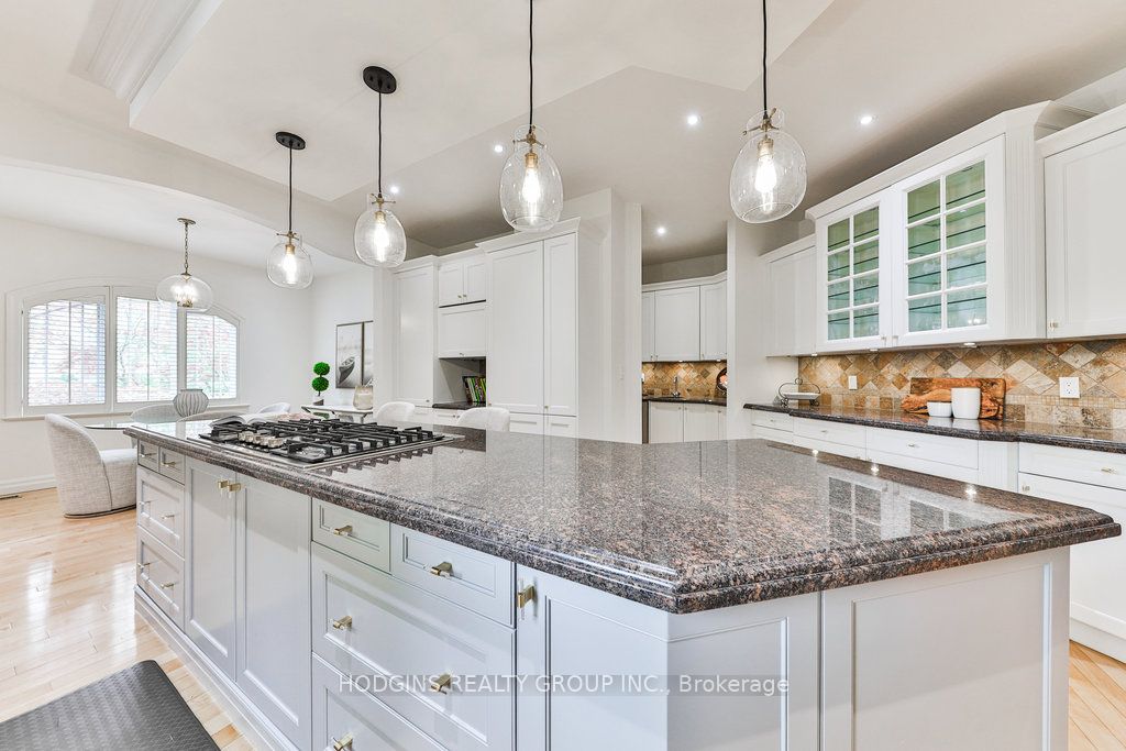 1382 Aldo Drive