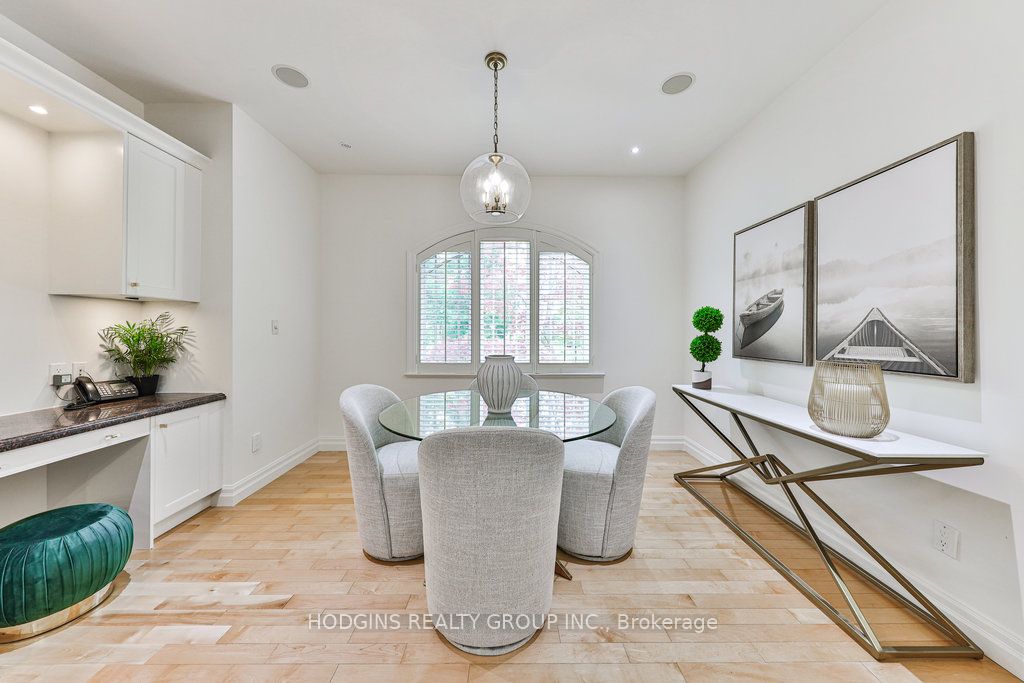 1382 Aldo Drive
