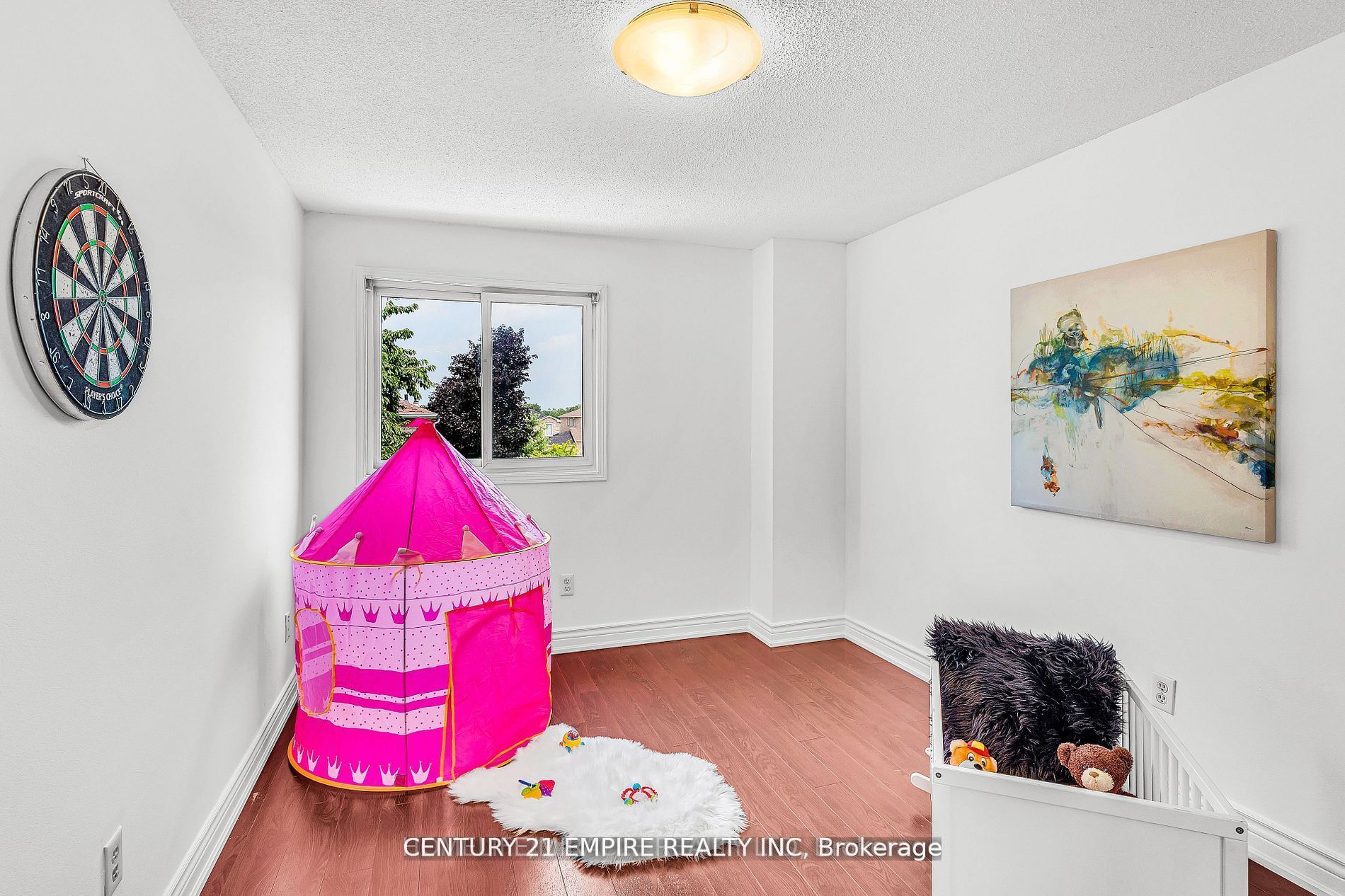 87 Sandmere Ave