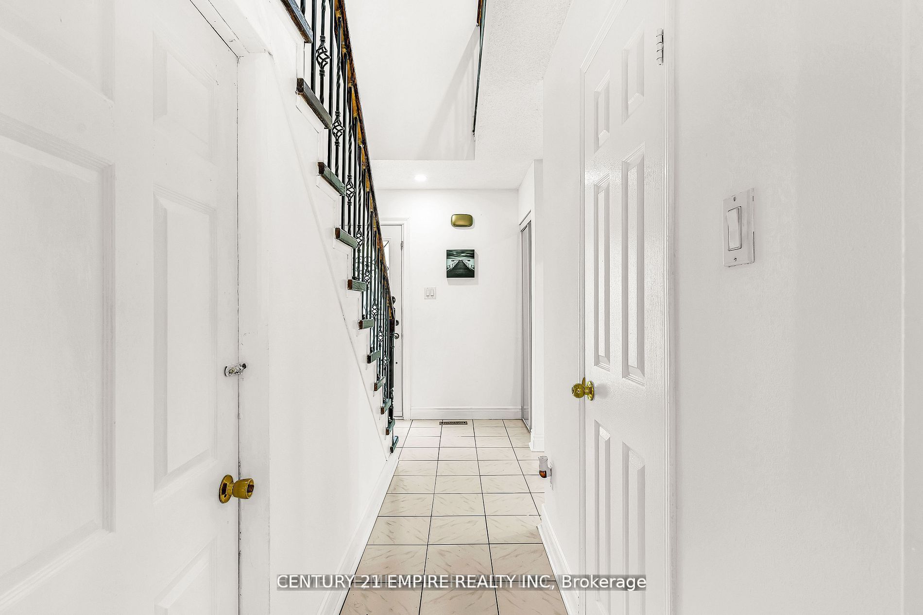 87 Sandmere Ave