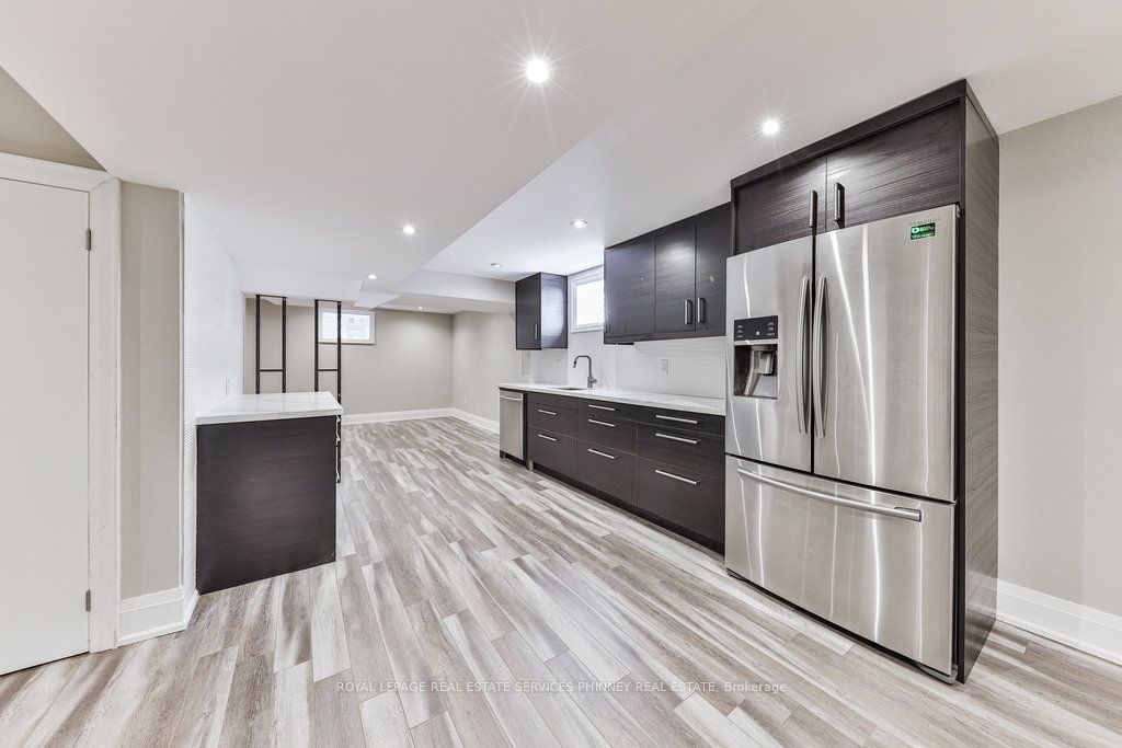 2068 Mississauga Rd