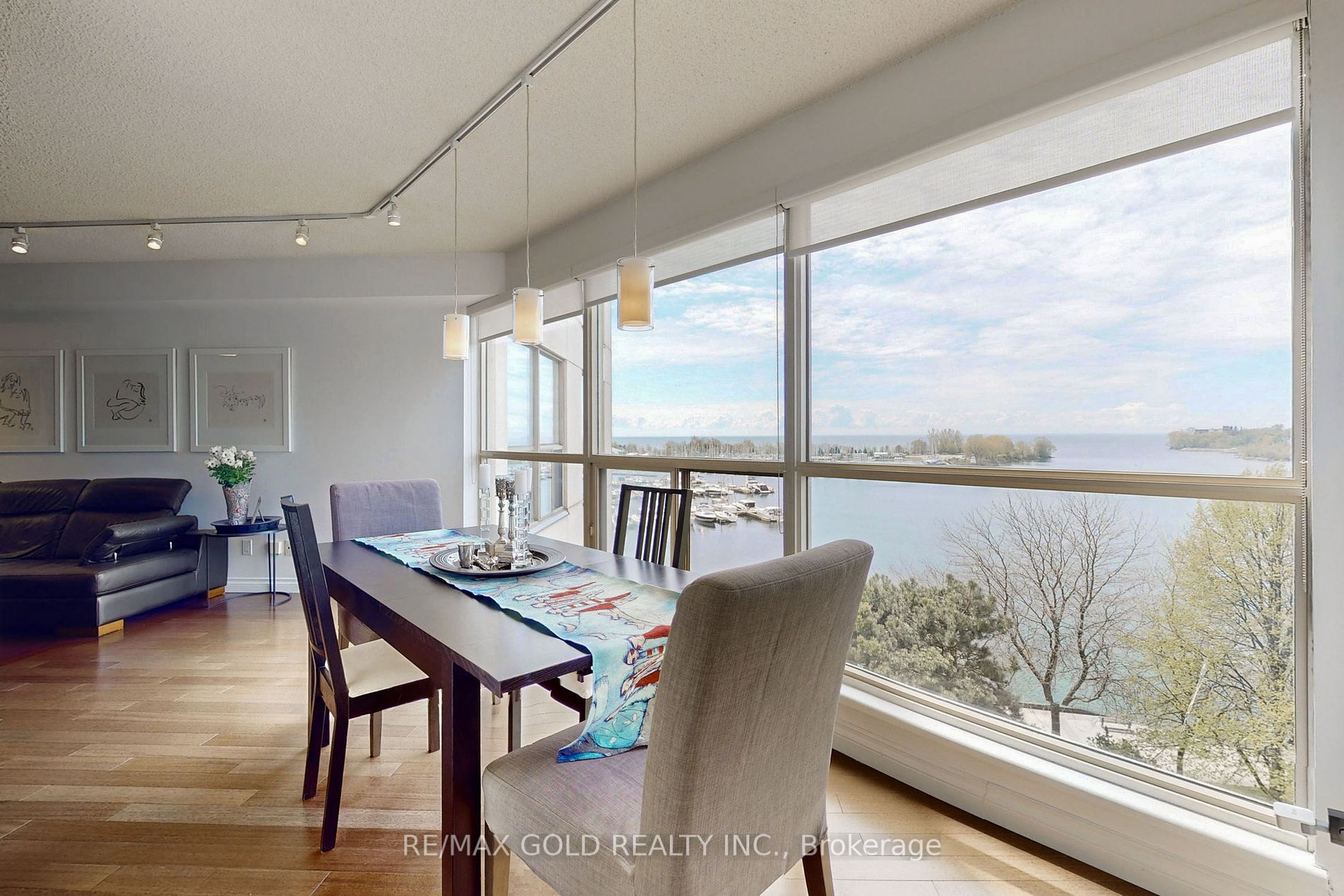2267 Lakeshore Blvd W, #707