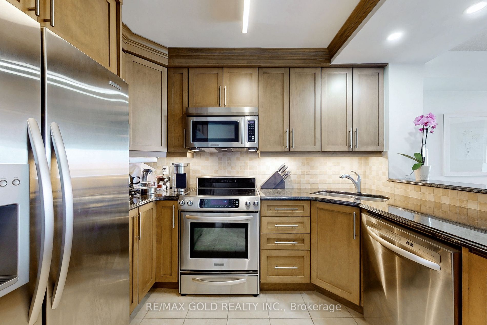 2267 Lakeshore Blvd W, #707