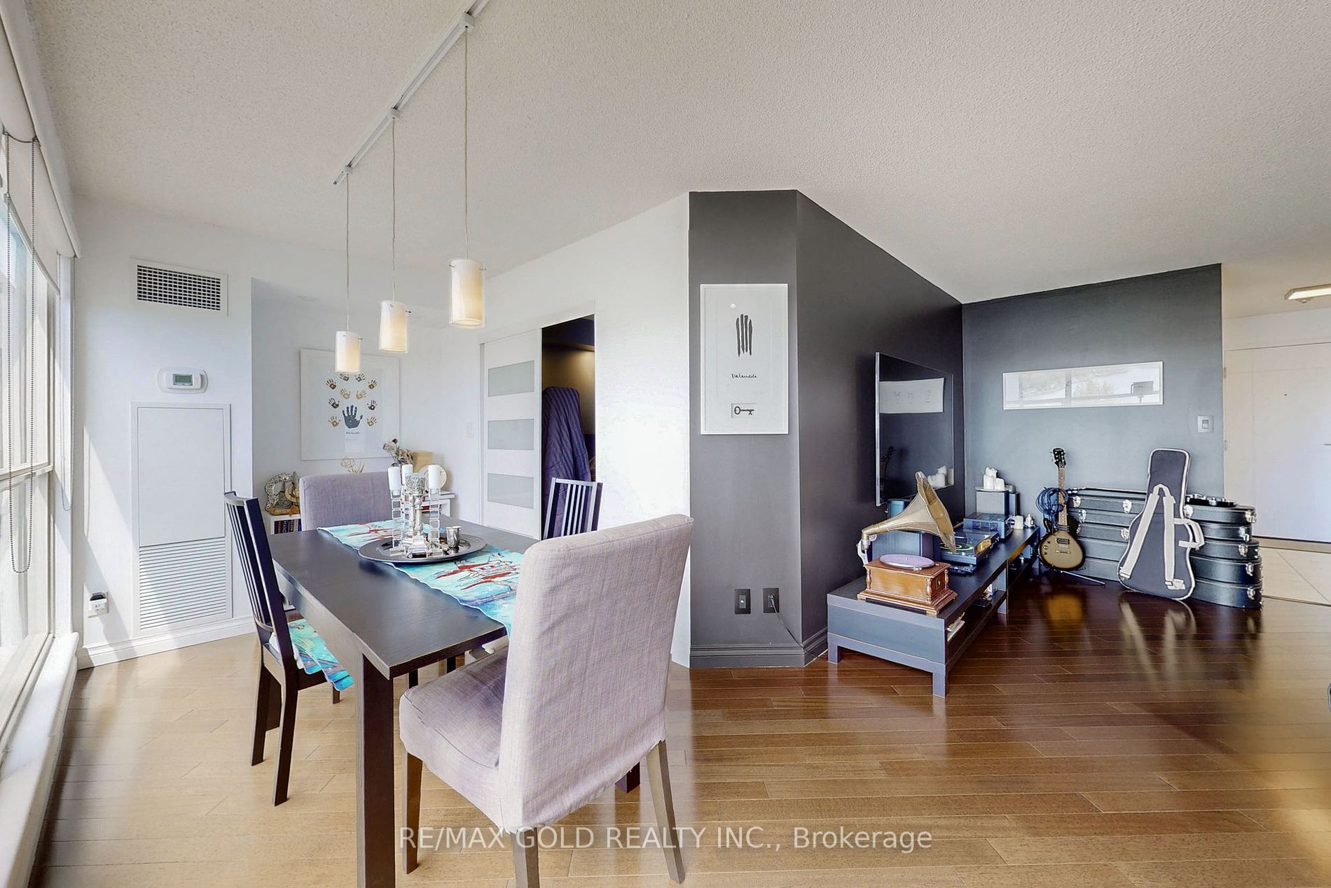 2267 Lakeshore Blvd W, #707
