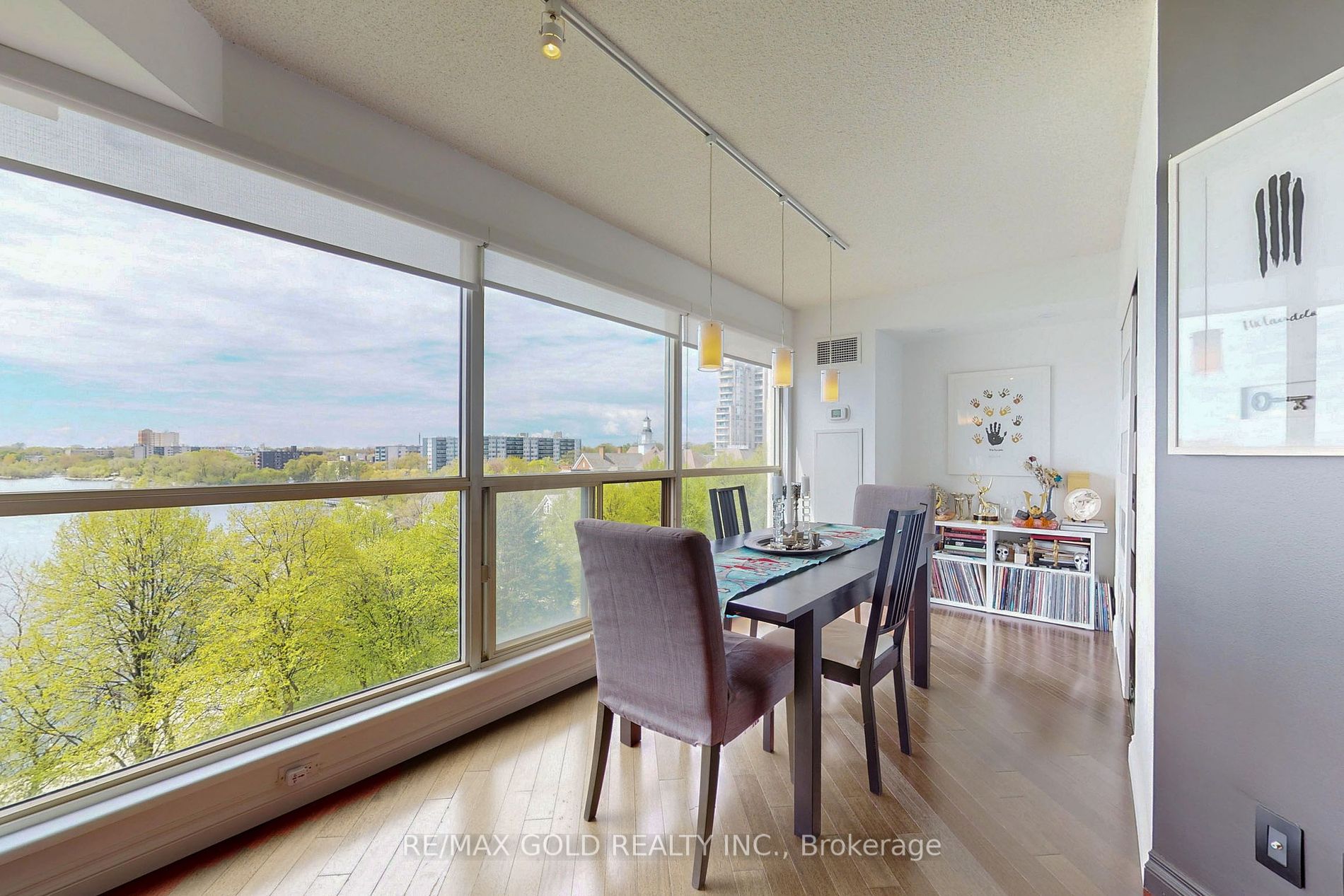 2267 Lakeshore Blvd W, #707