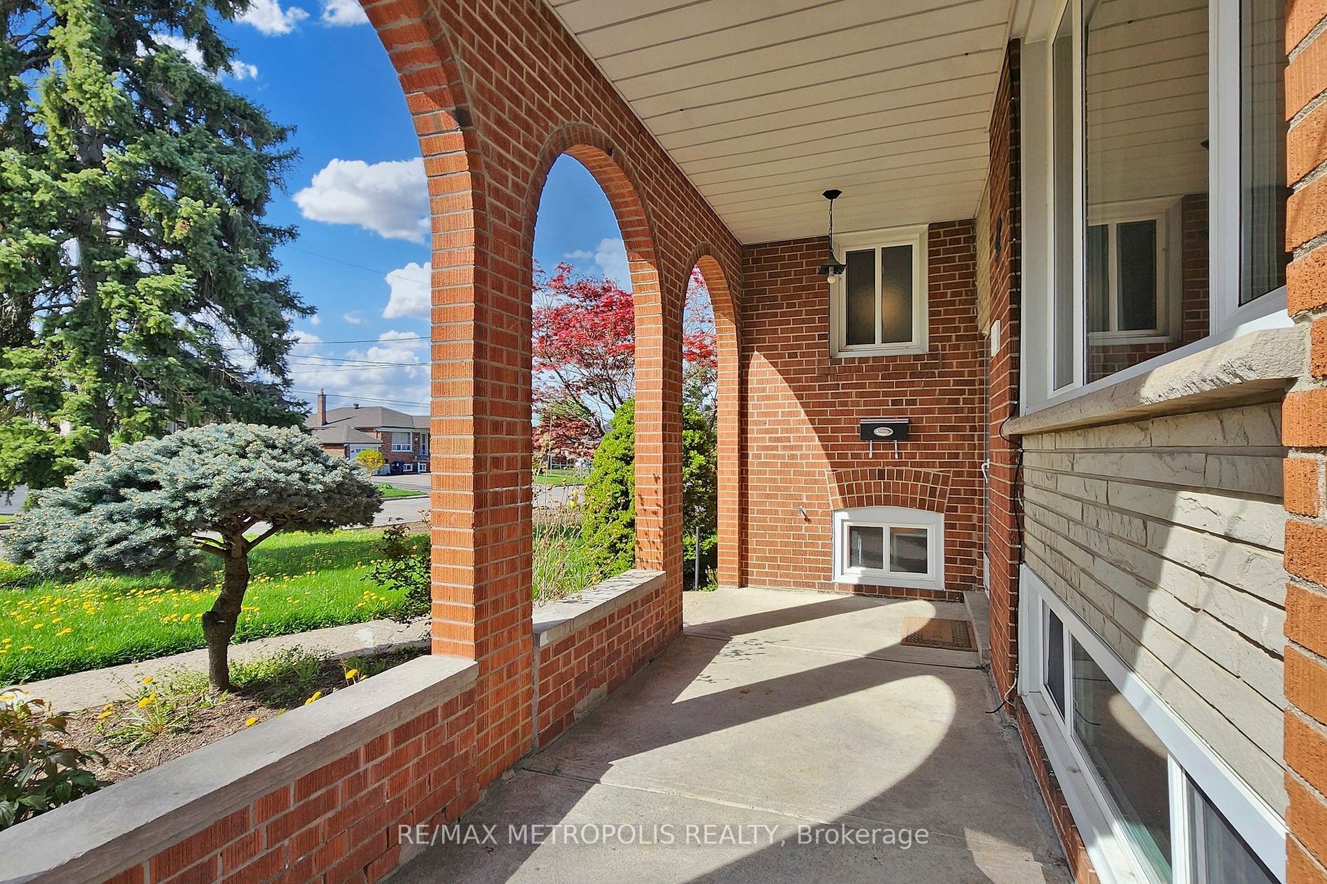 50 Langholm Drive