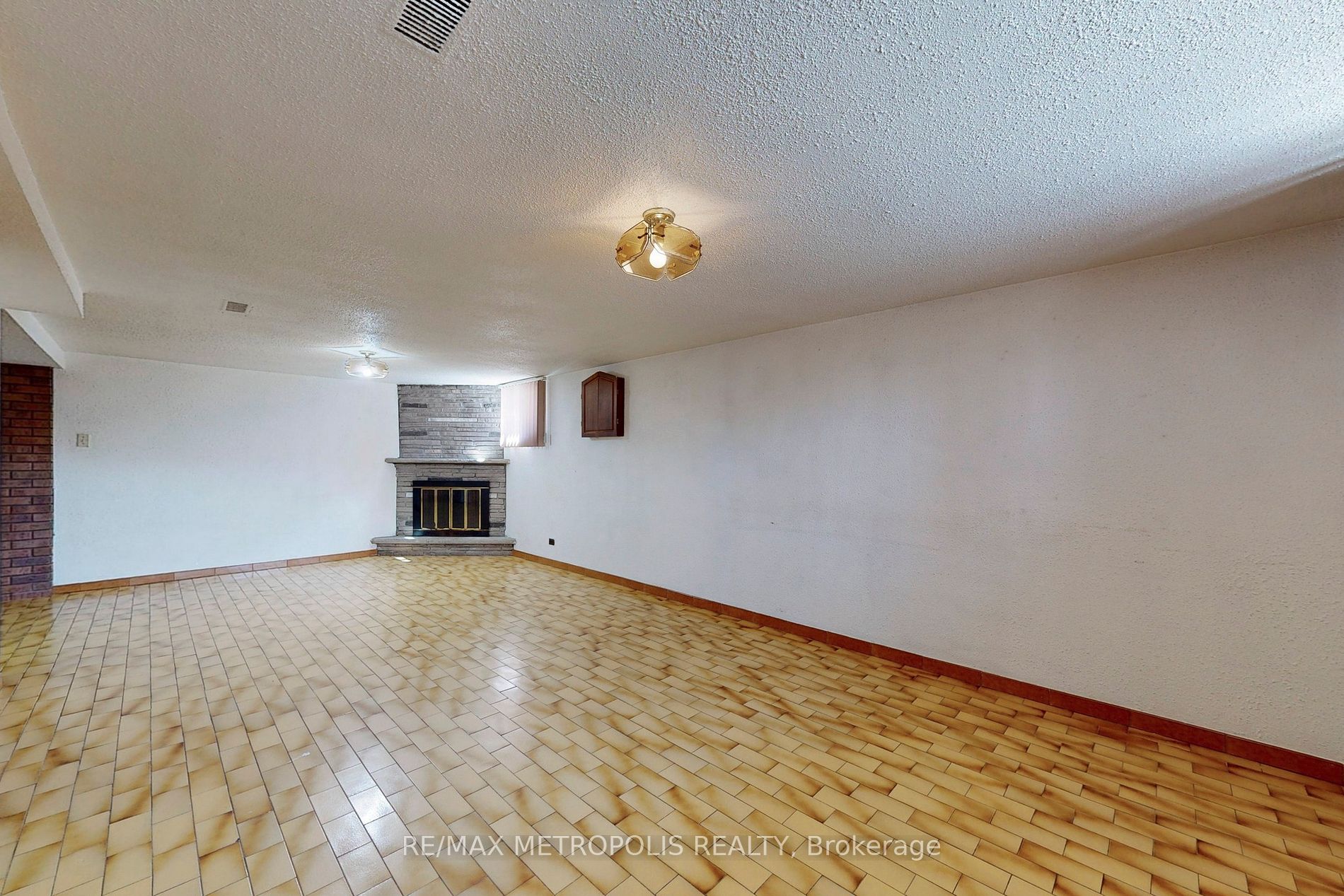 50 Langholm Drive