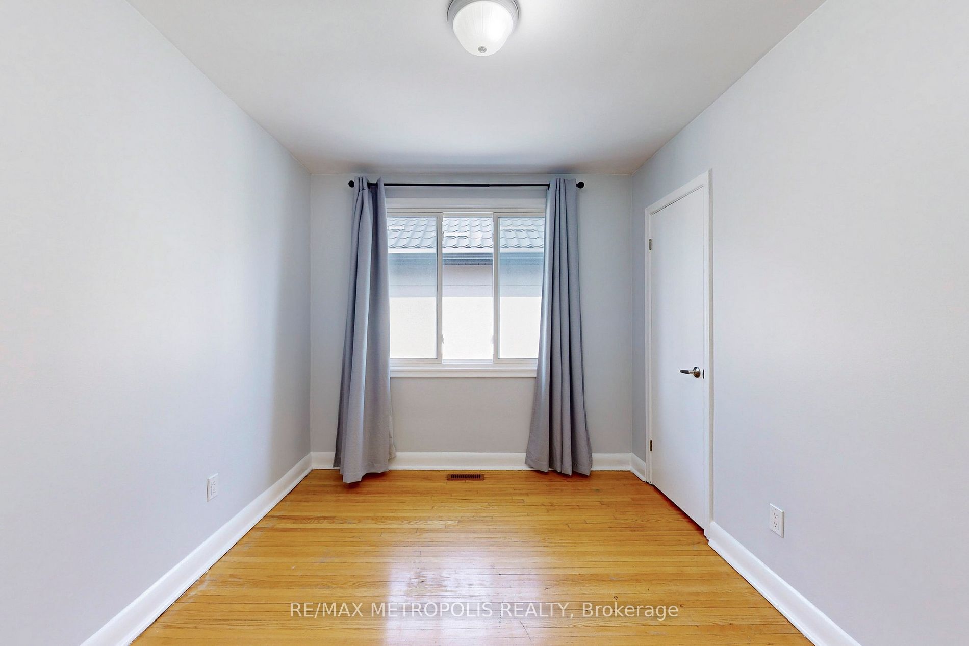 50 Langholm Drive
