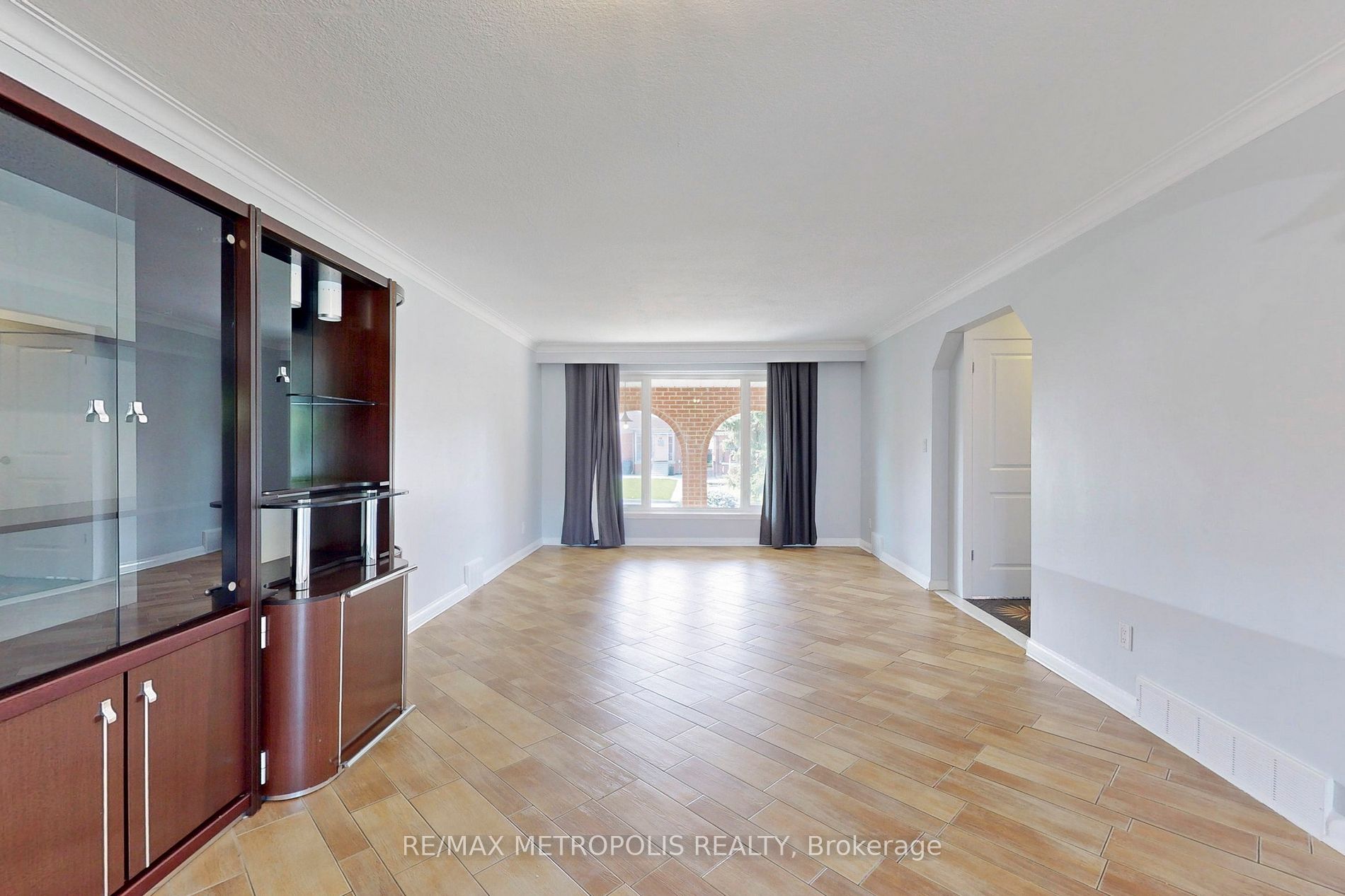 50 Langholm Drive