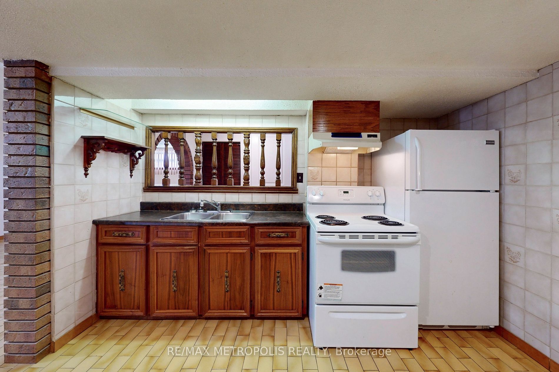 50 Langholm Drive