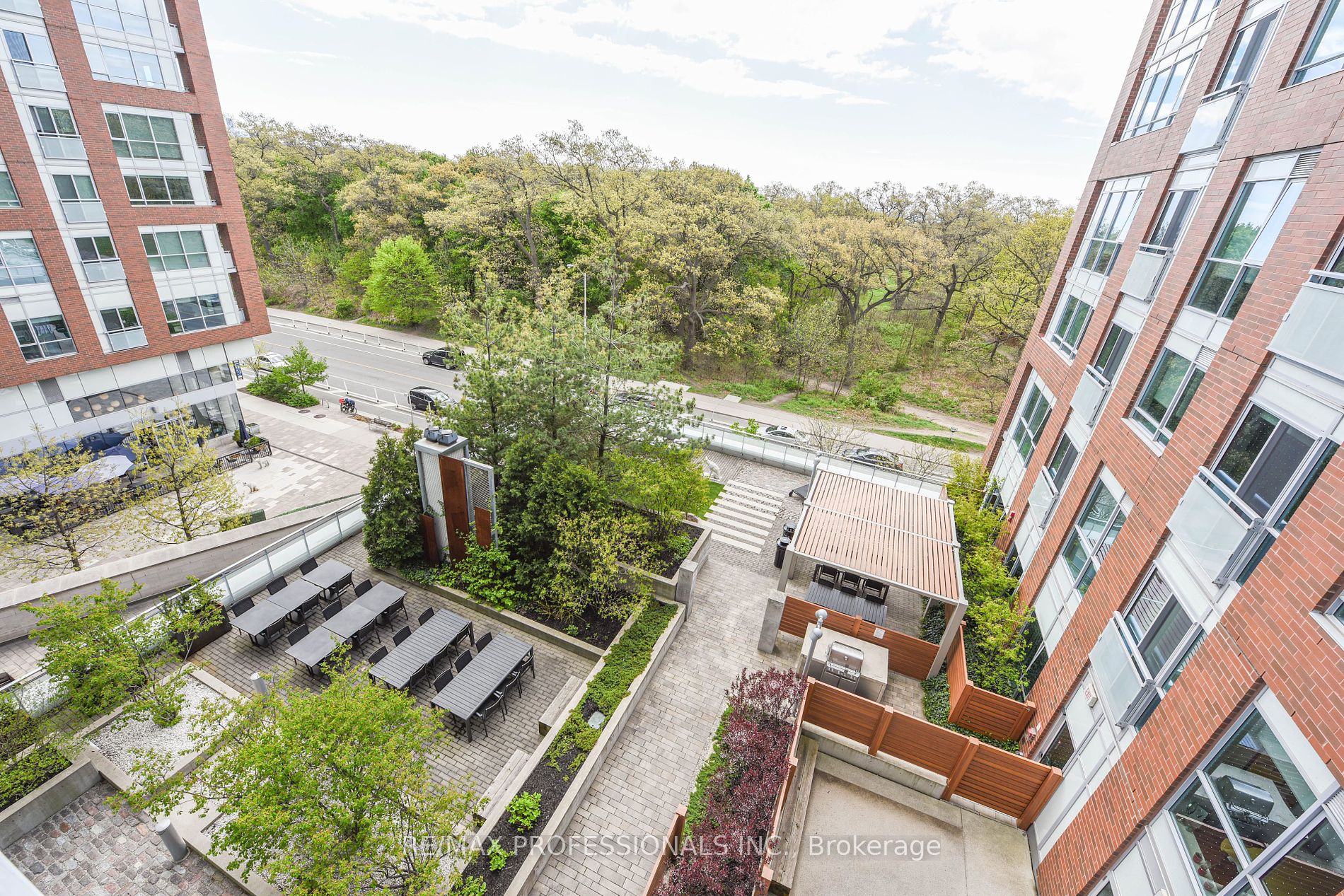 1830 Bloor Street W #622