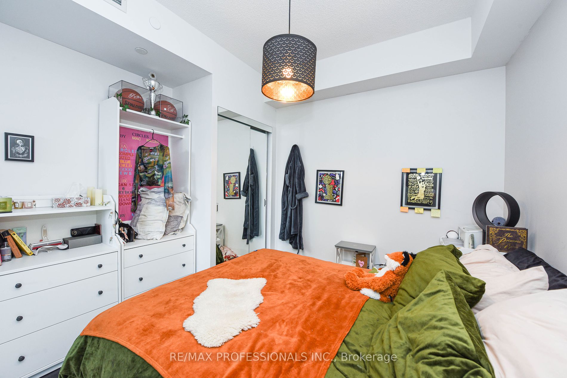 1830 Bloor Street W #622