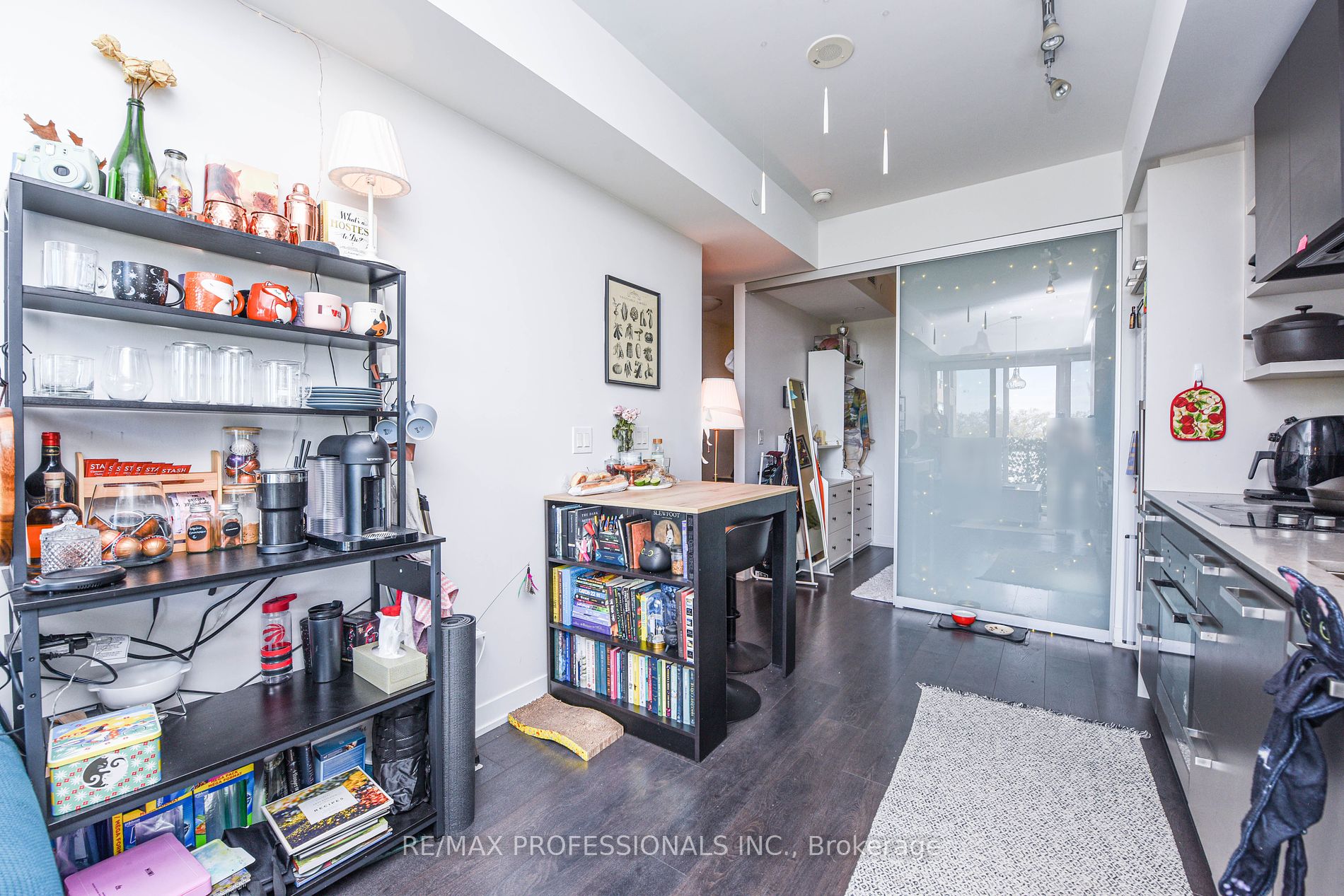1830 Bloor Street W #622