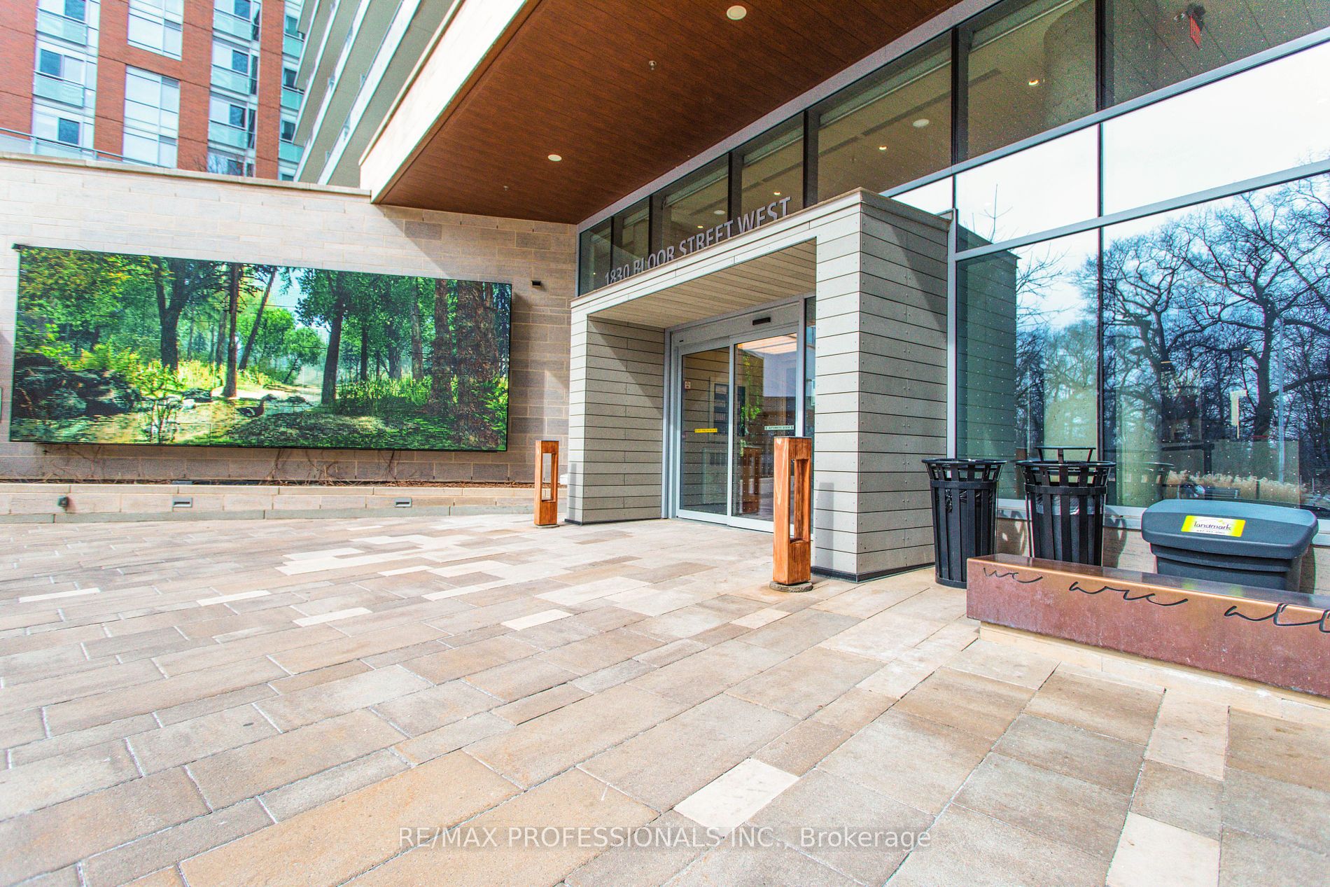 1830 Bloor Street W #622