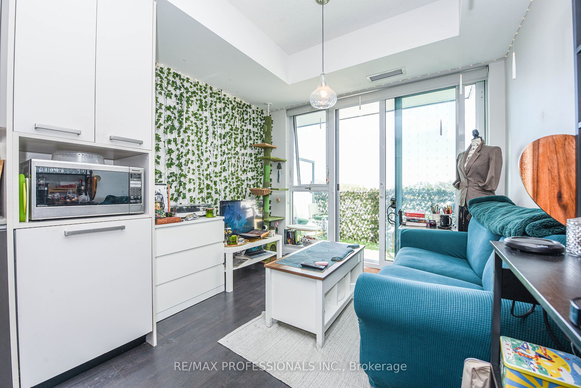 1830 Bloor Street W #622