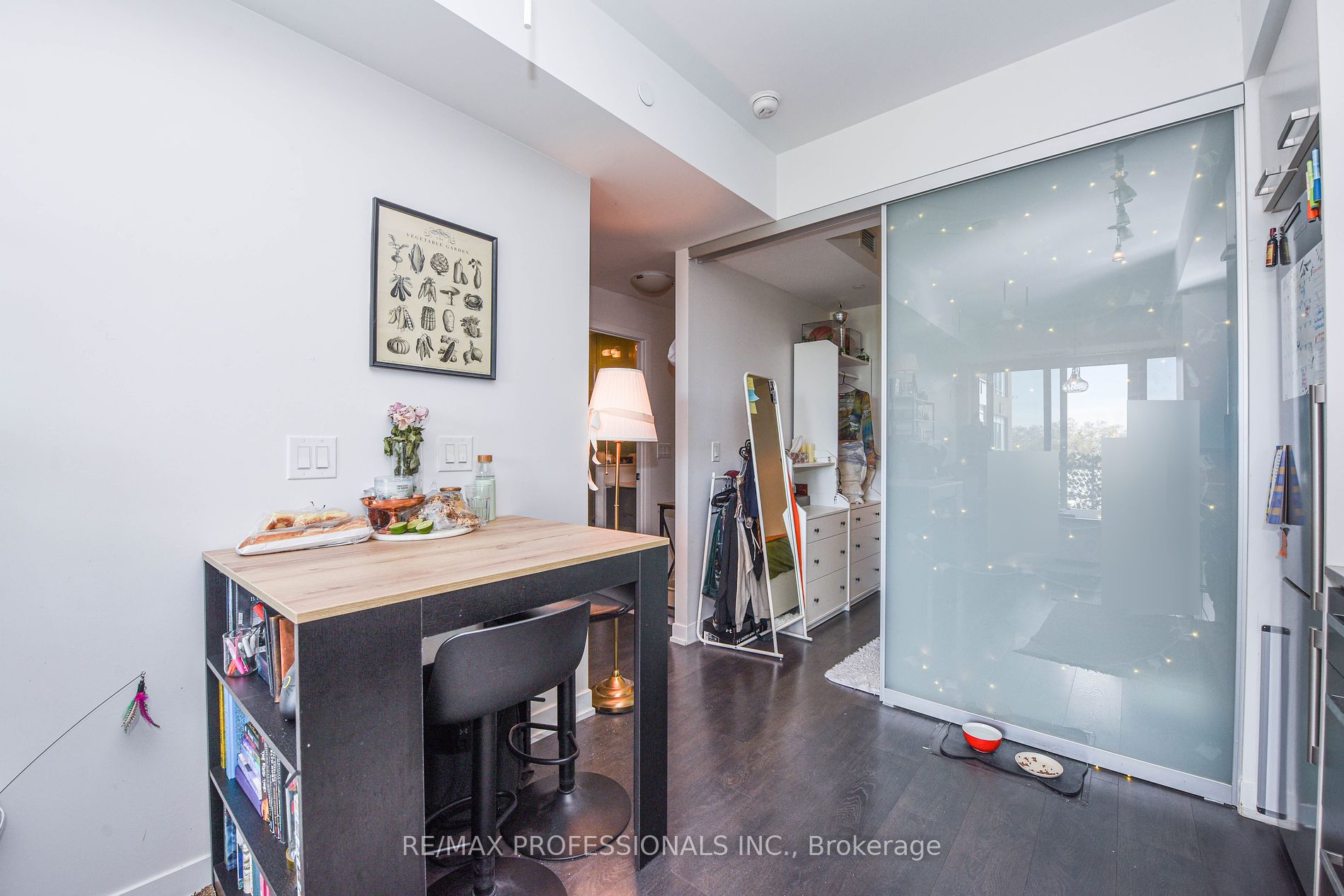 1830 Bloor Street W #622