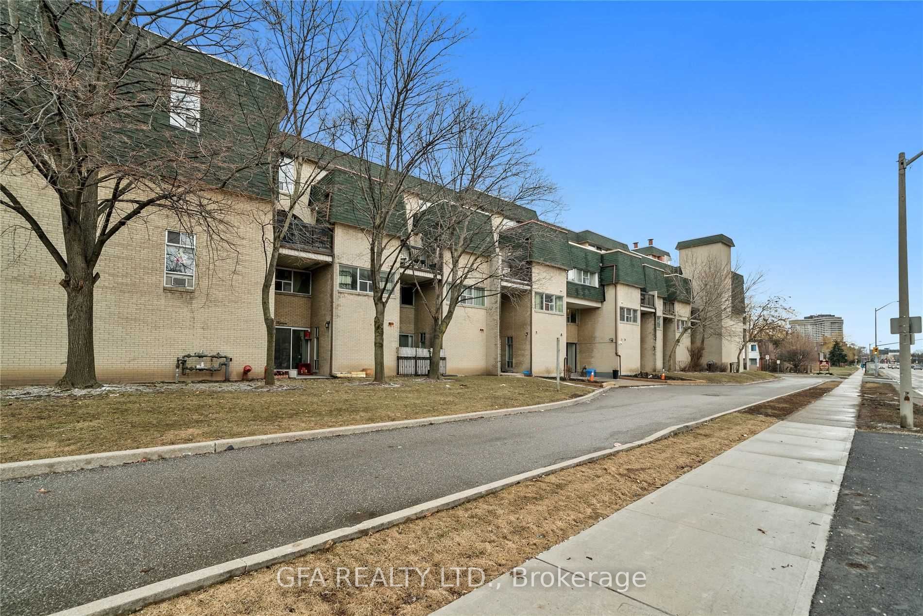 1624 Bloor St E, #66