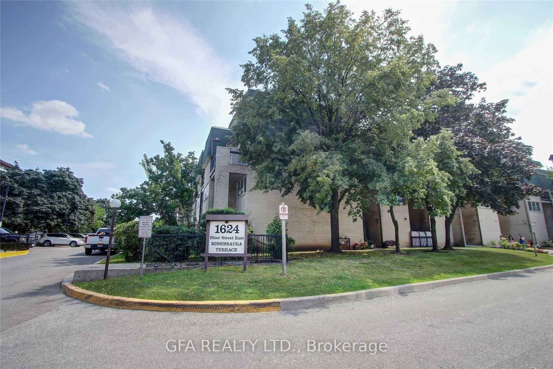 1624 Bloor St E, #66