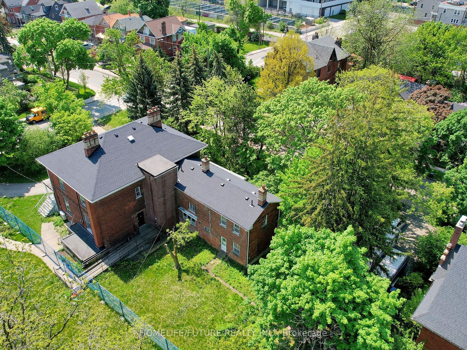 64 King Street