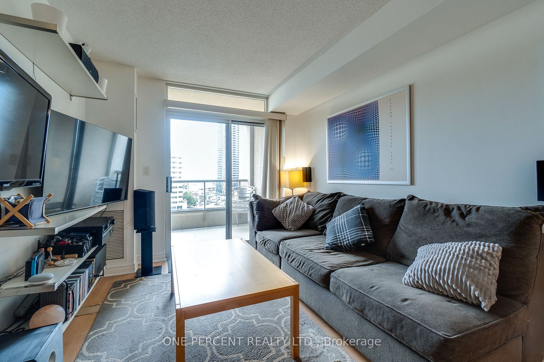 3888 Duke Of York Boulevard #923