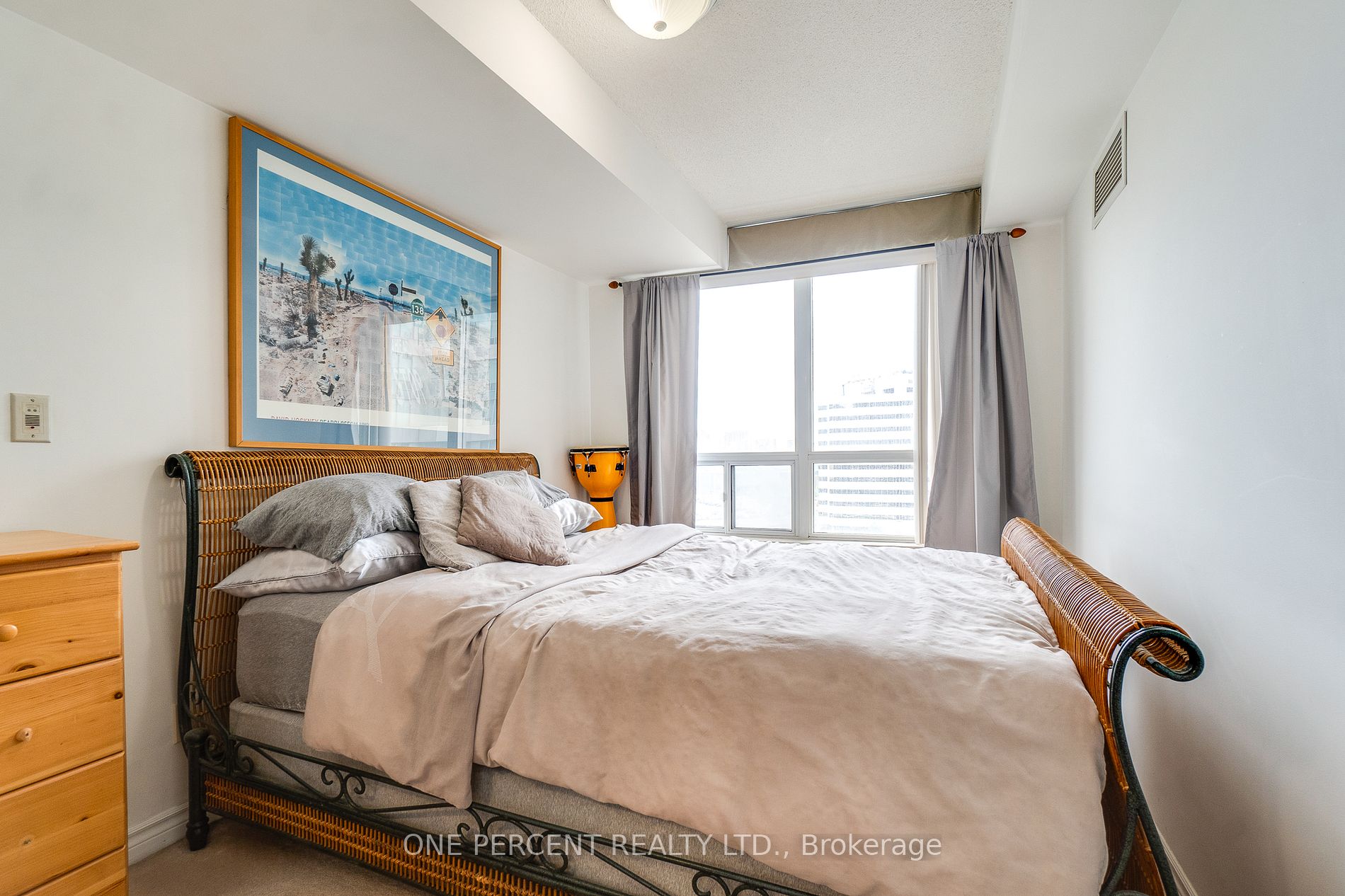 3888 Duke Of York Boulevard #923