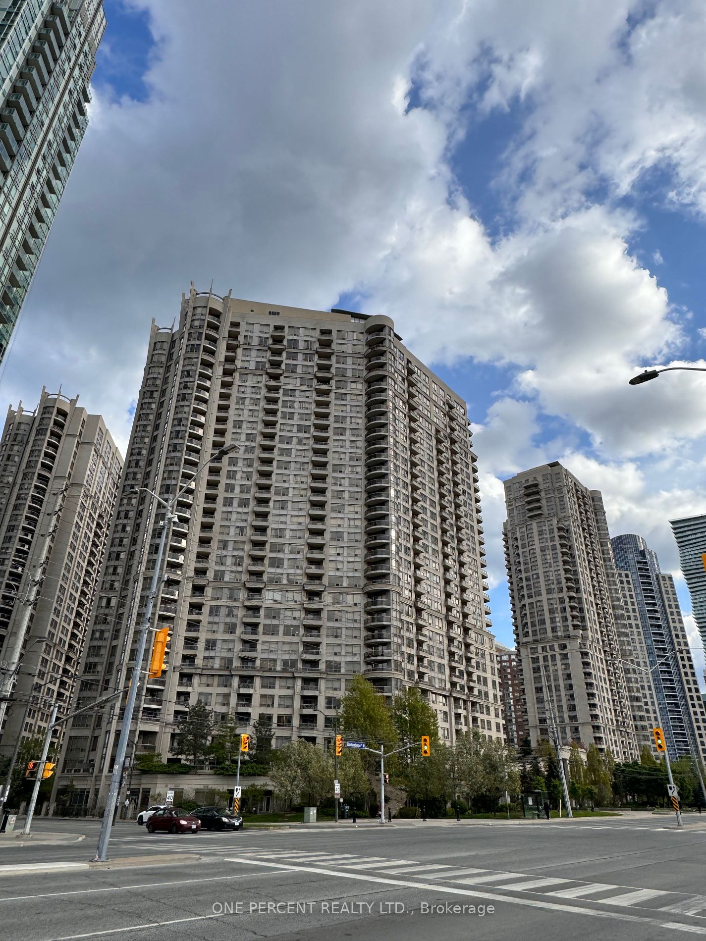 3888 Duke Of York Boulevard #923