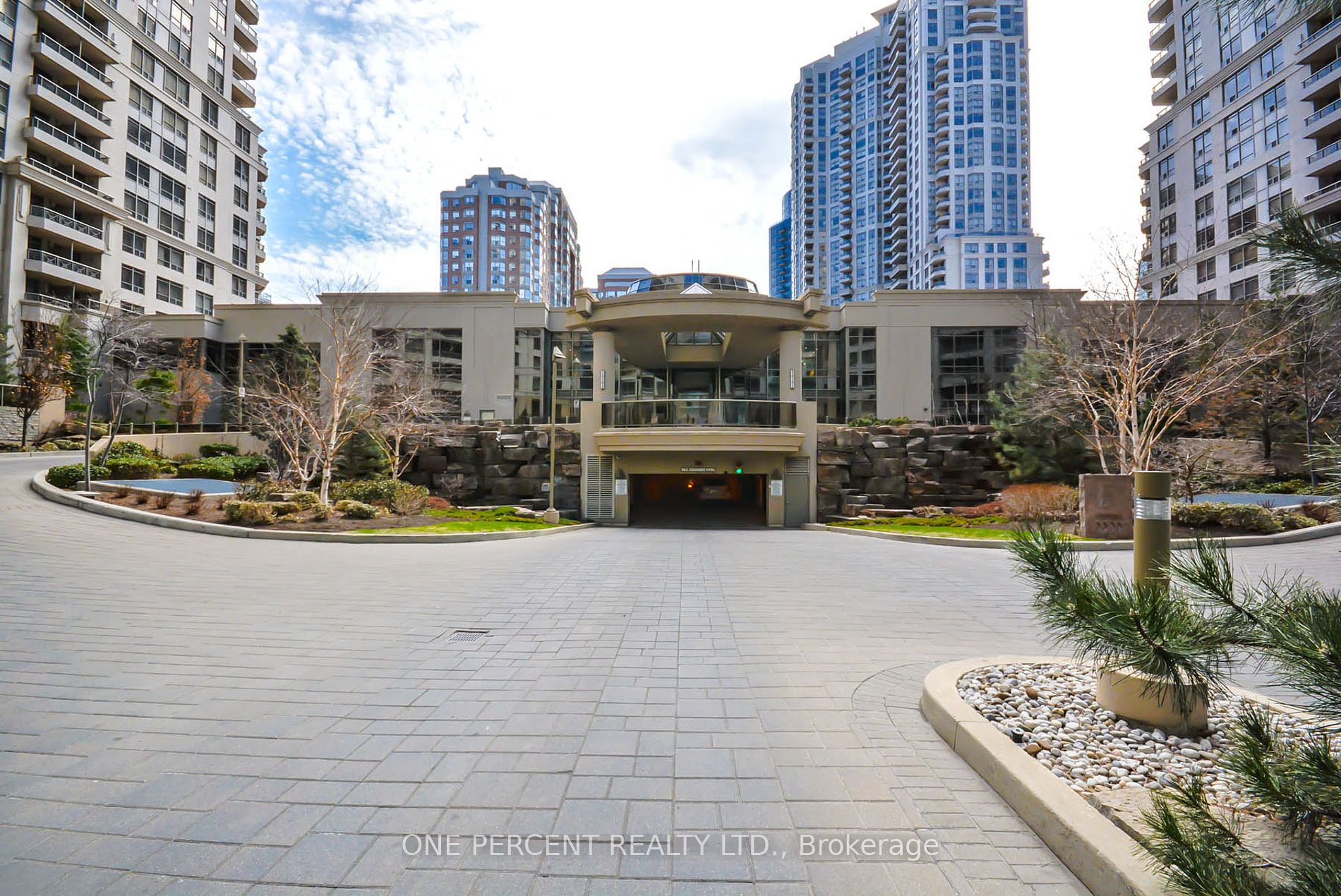 3888 Duke Of York Boulevard #923