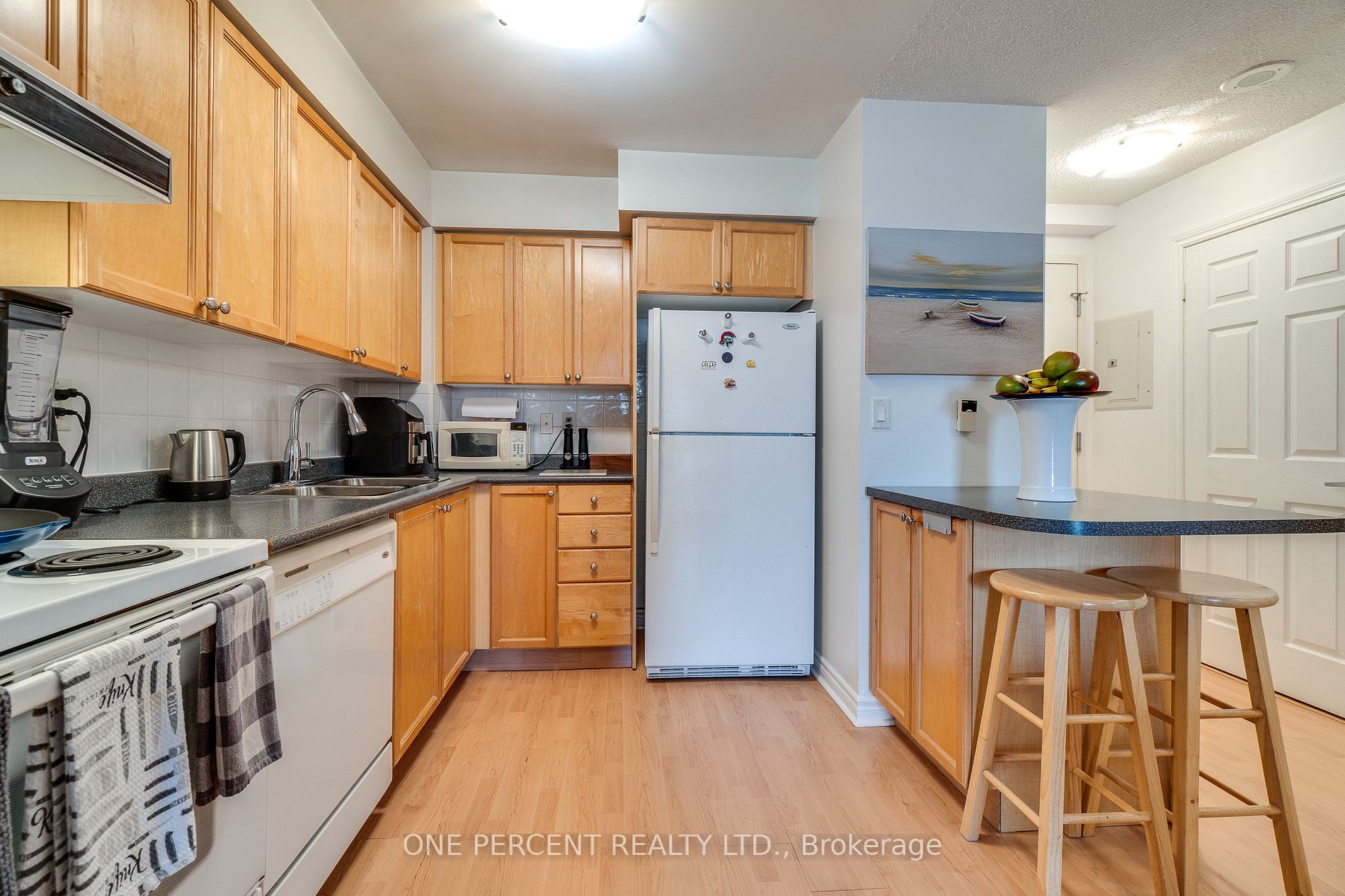 3888 Duke Of York Boulevard #923