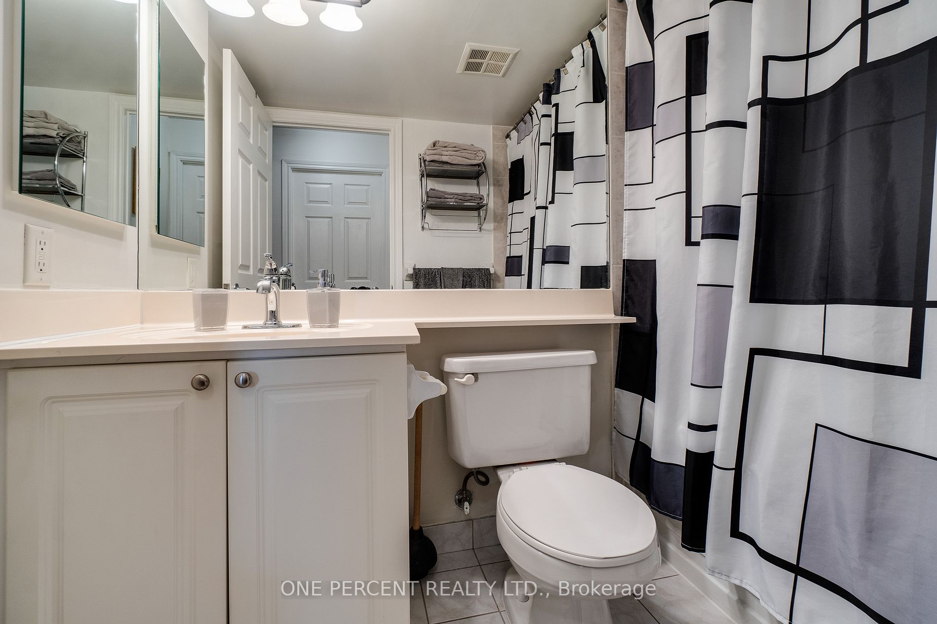 3888 Duke Of York Boulevard #923