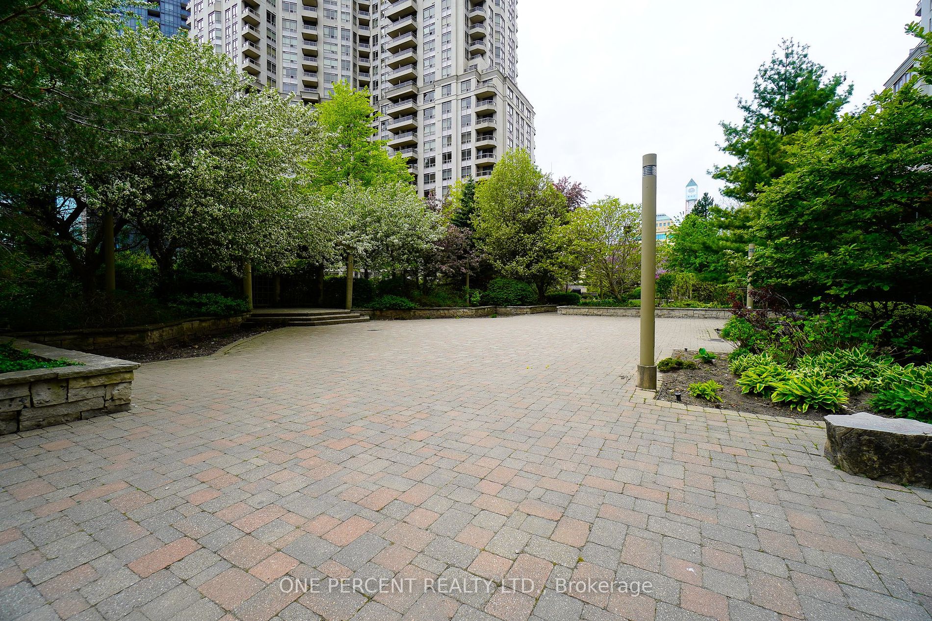 3888 Duke Of York Boulevard #923