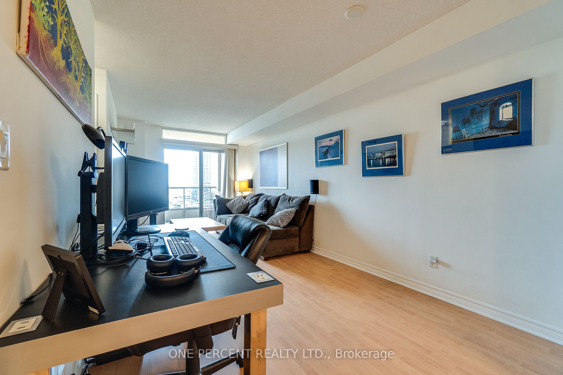 3888 Duke Of York Boulevard #923