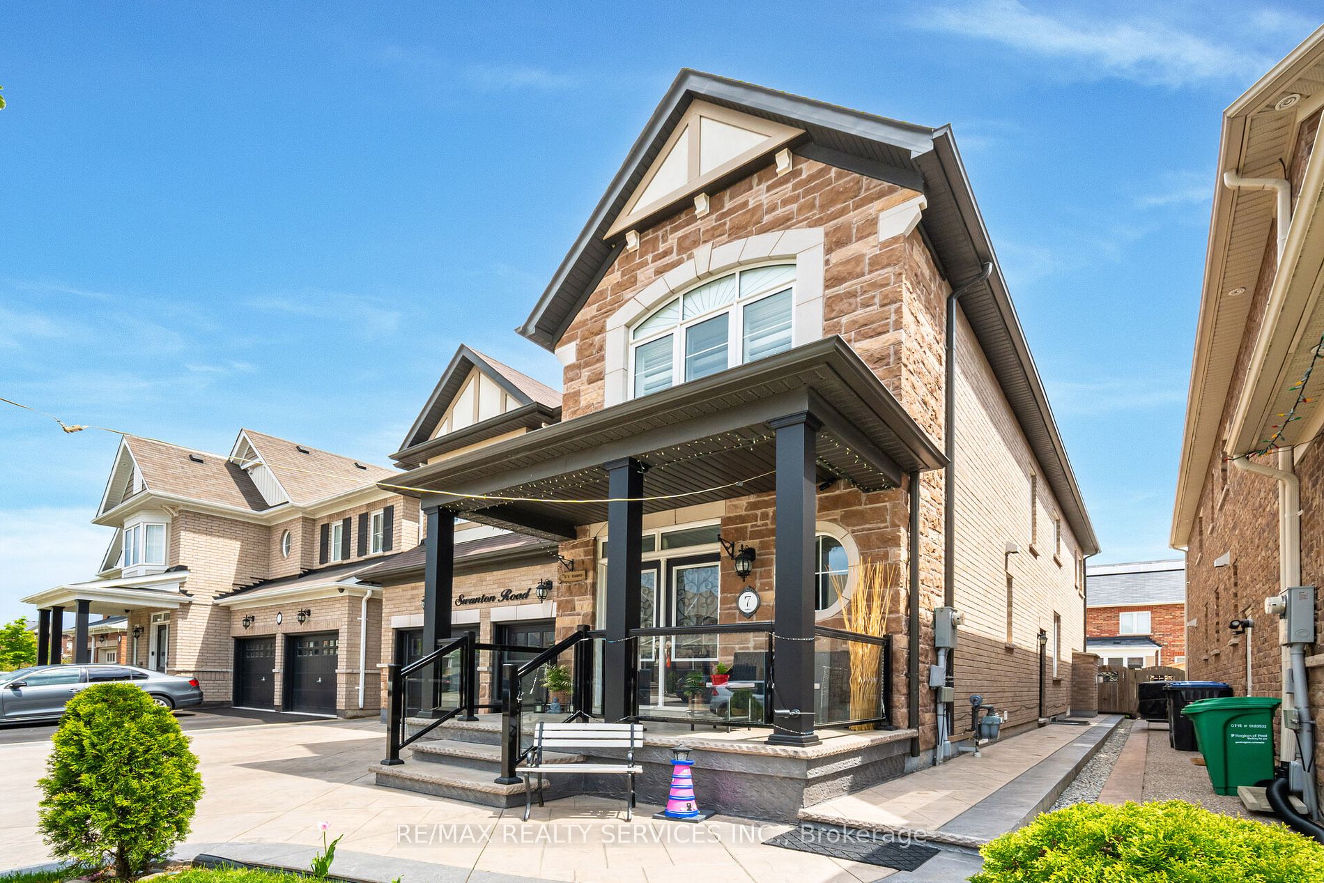 7 Swanton Rd