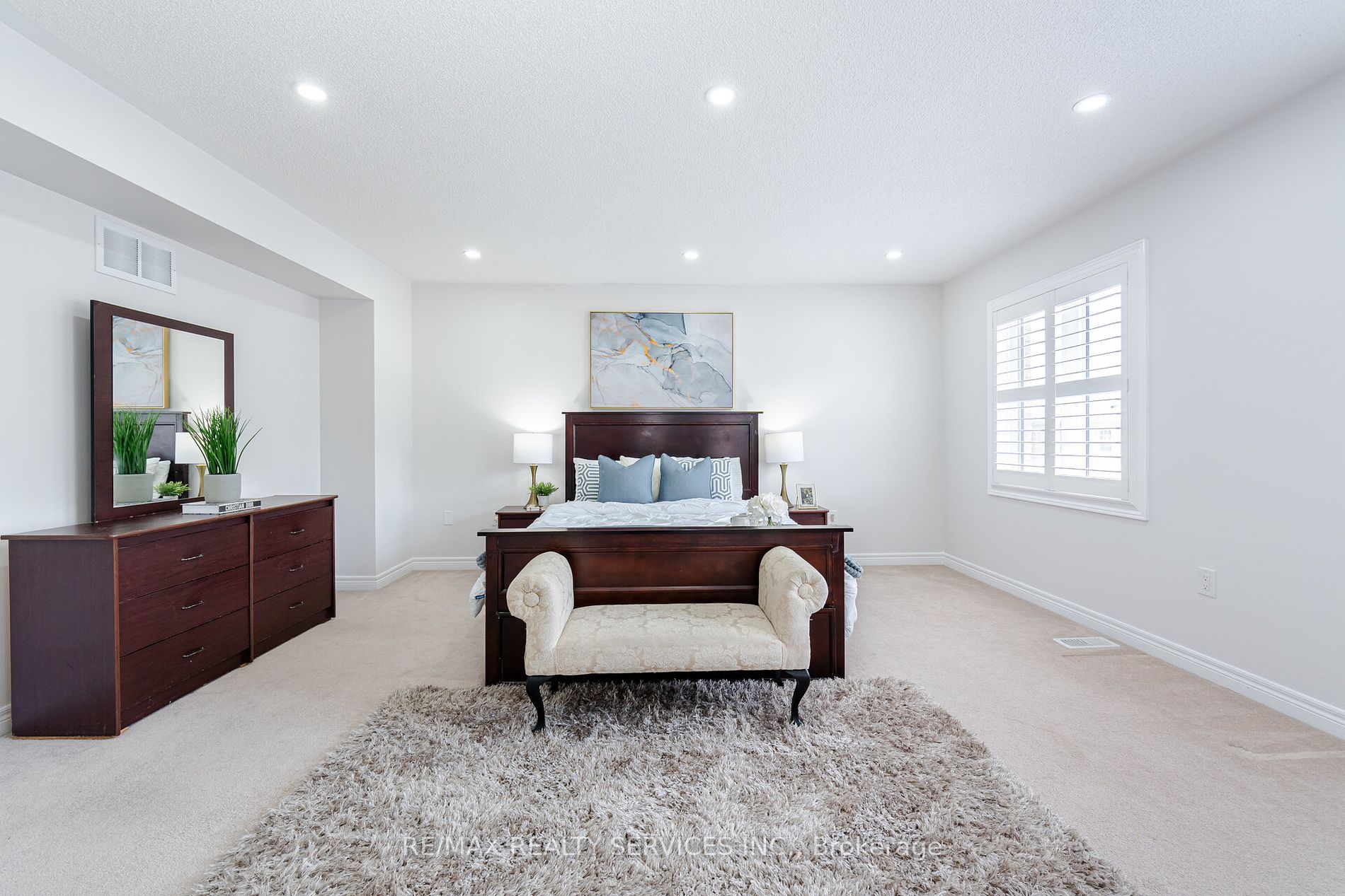 7 Swanton Rd