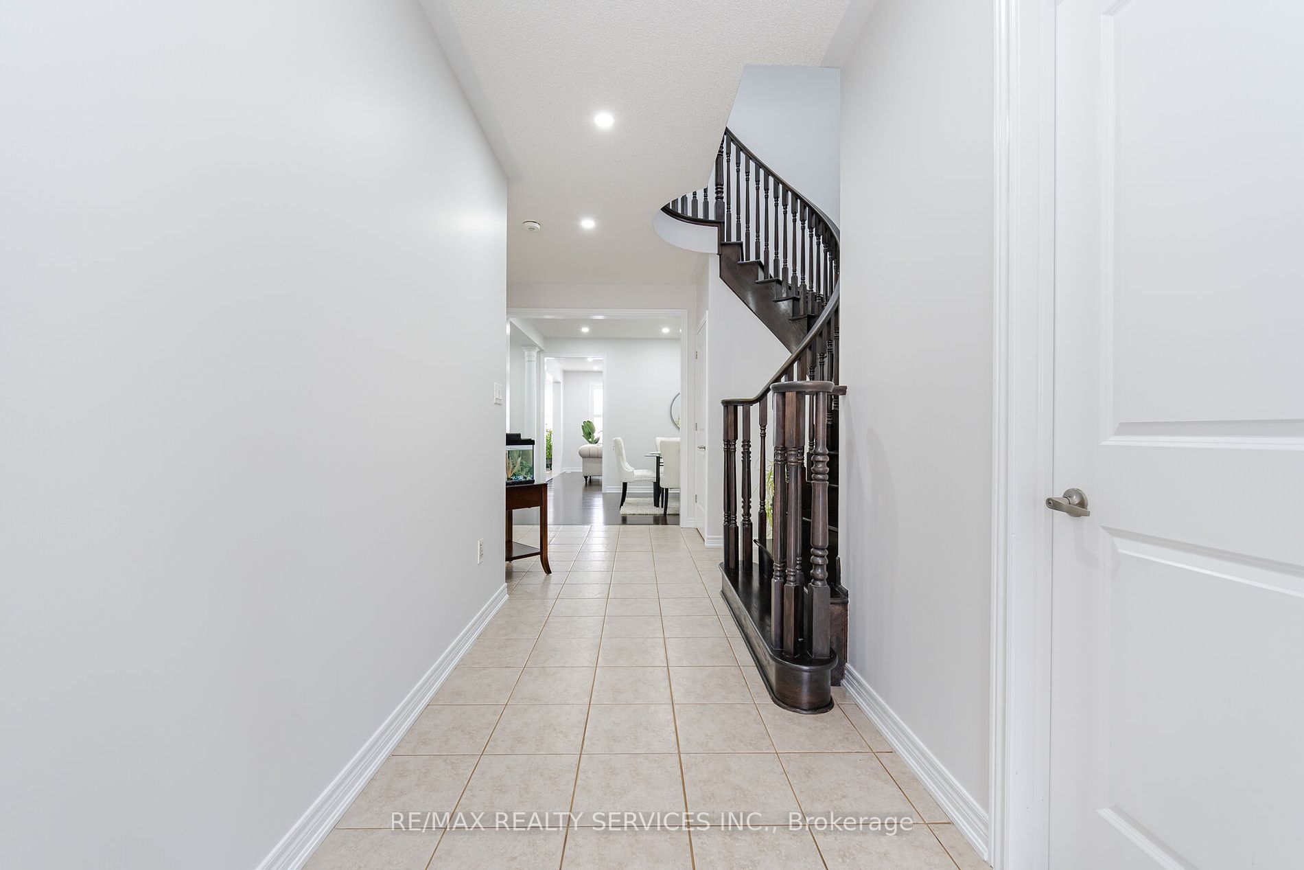 7 Swanton Rd