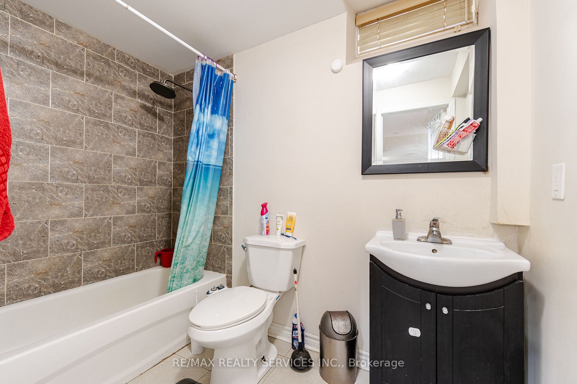 7 Swanton Rd