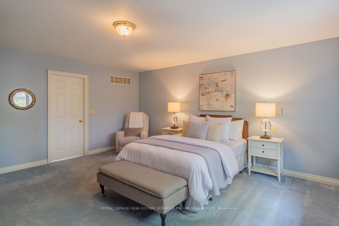 1935 Calgary Court
