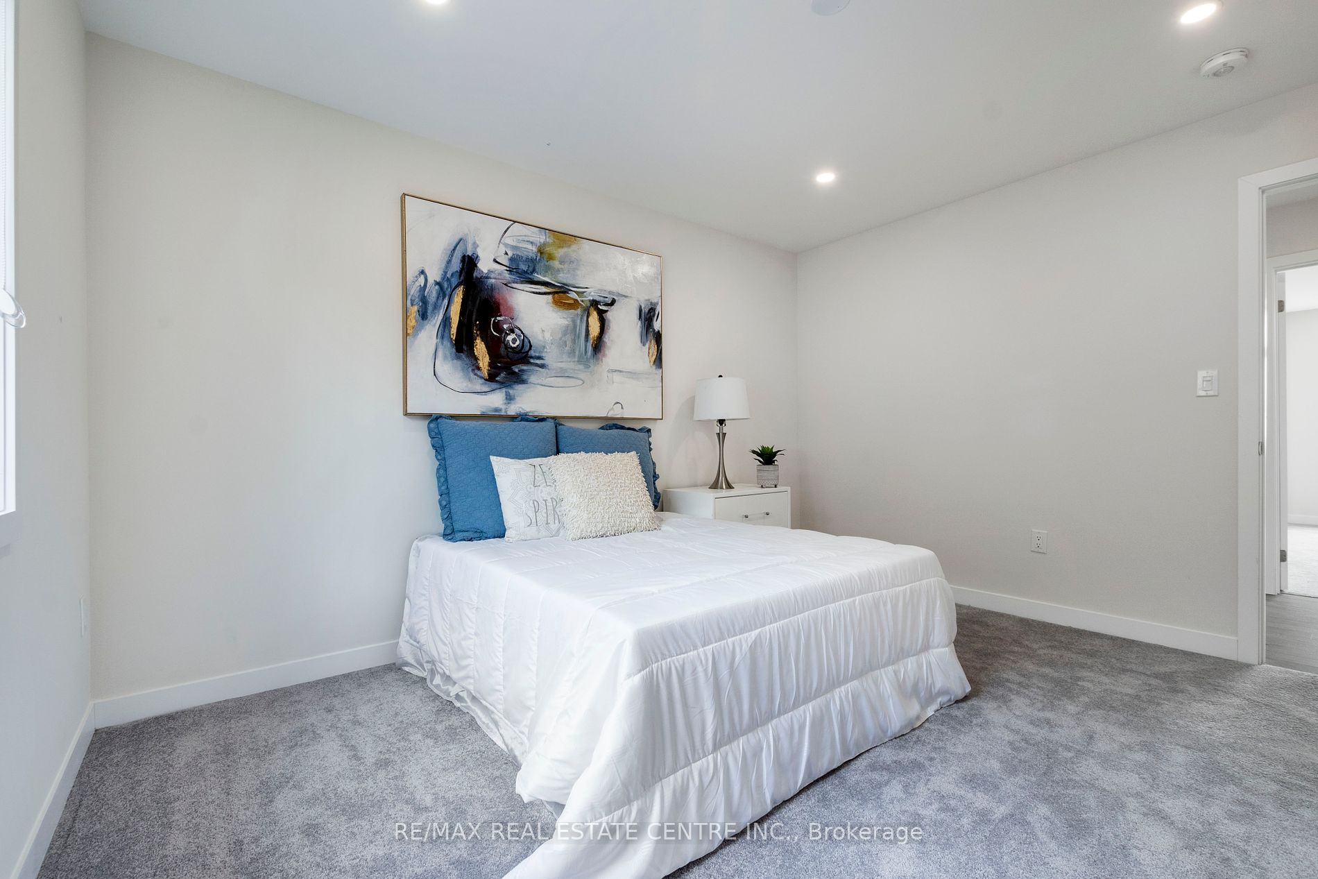 1535 Wellwood Terr