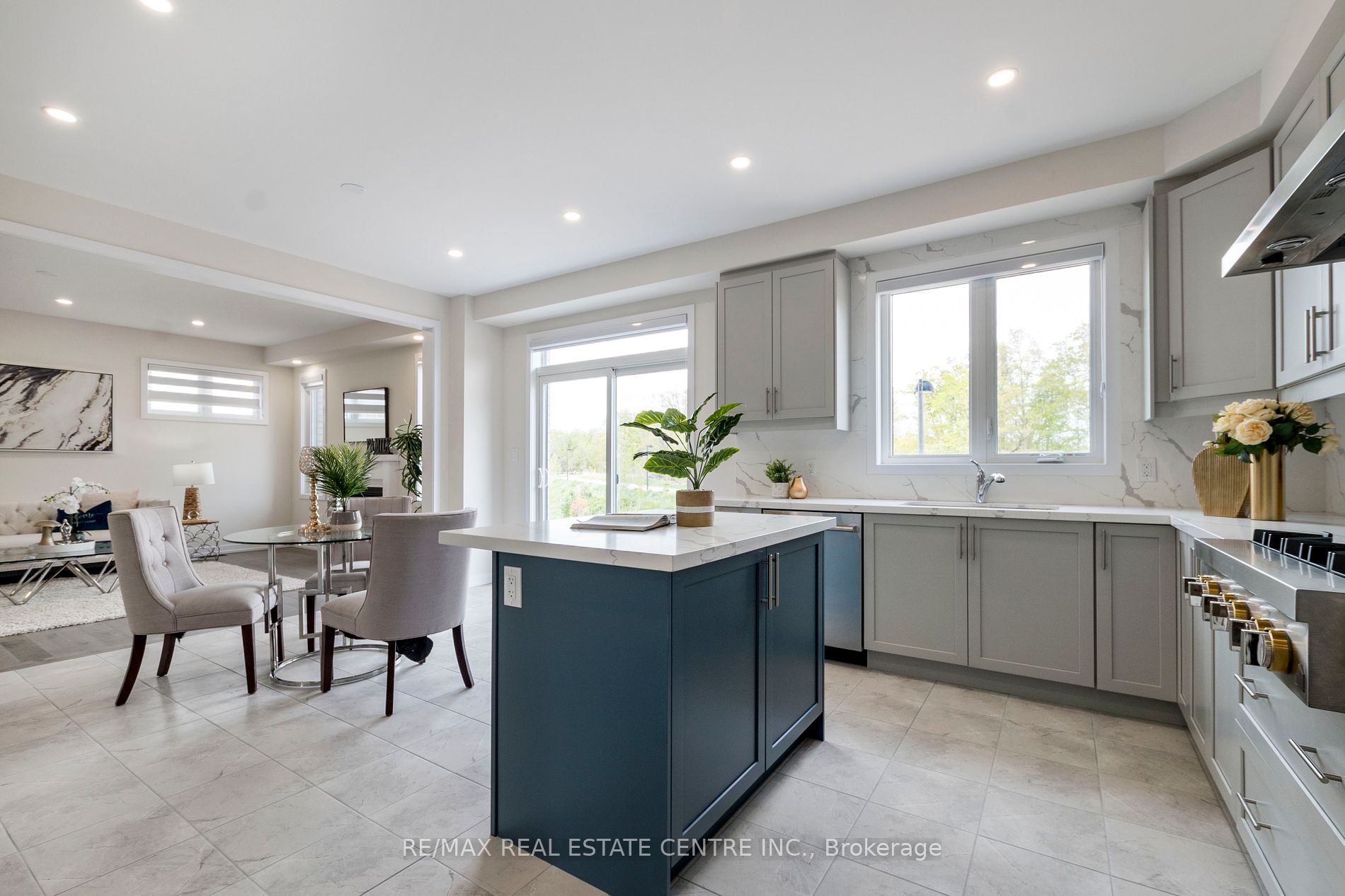 1535 Wellwood Terr