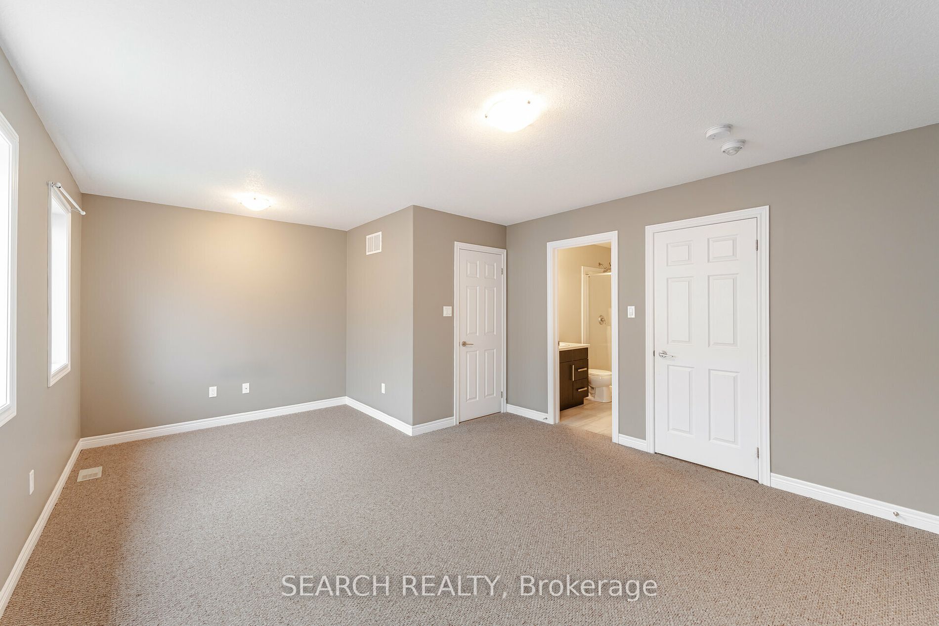124 Parkinson Crescent, #16