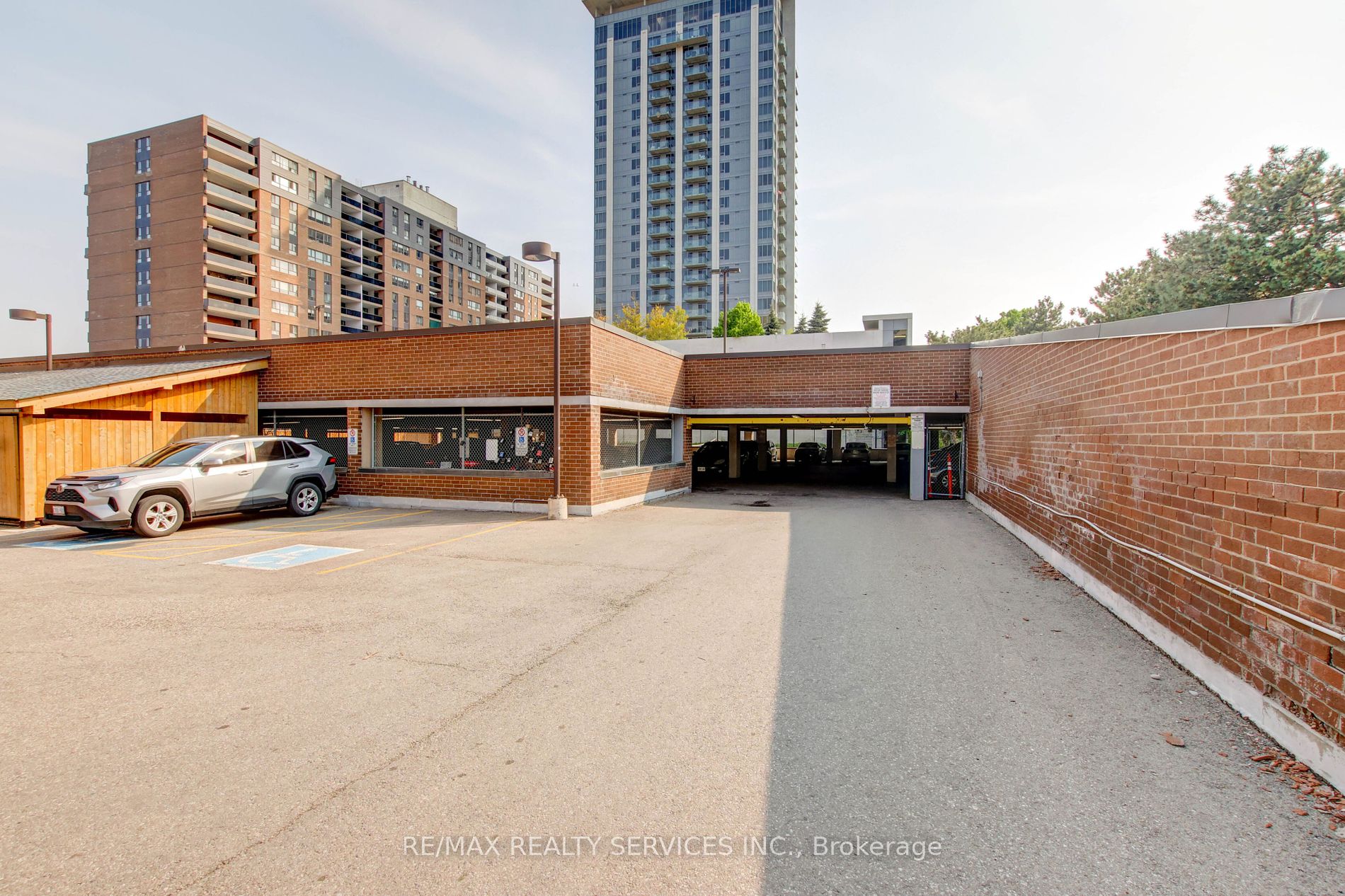 4 Lisa Street, #511